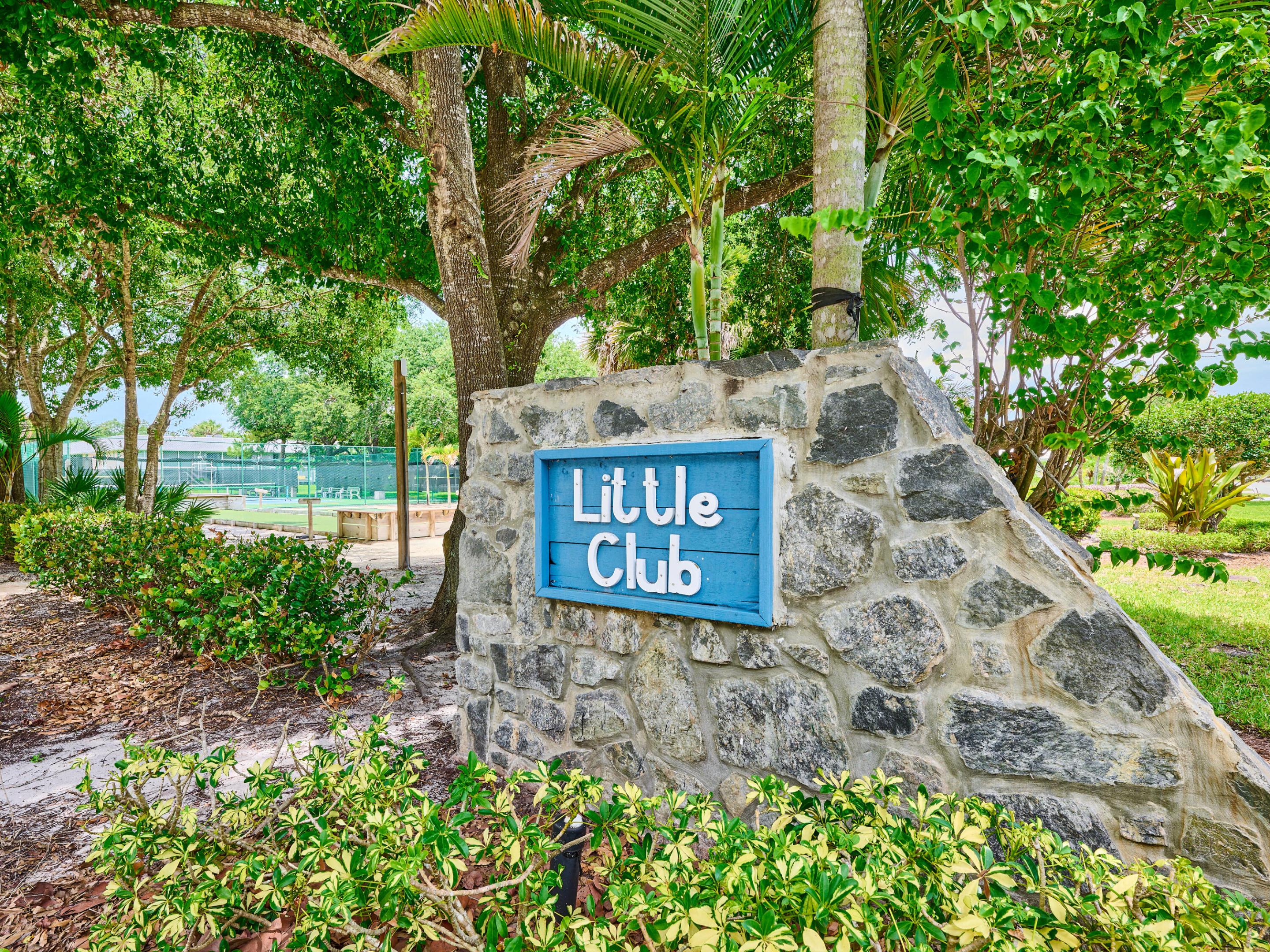 IROQUOIS PARK, Little Club - Residential