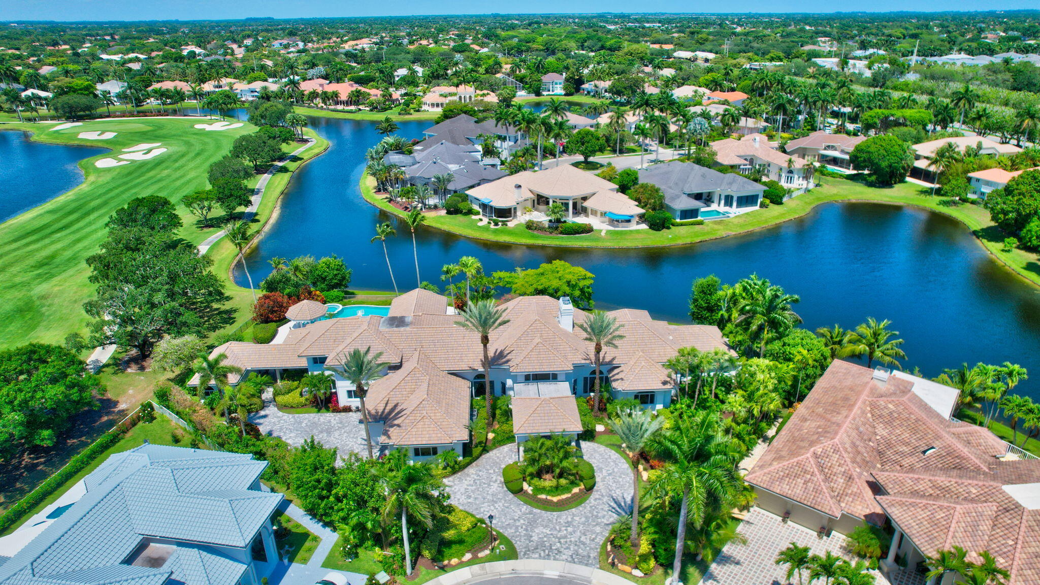 GRAND OAKS - Residential
