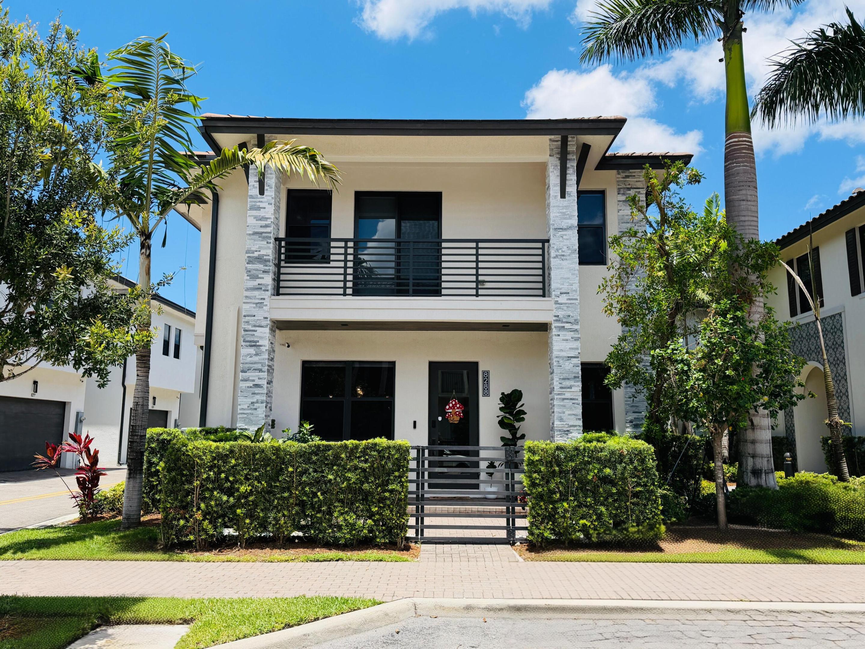 DOWNTOWN DORAL SOUTH PHASE TWO - Residential