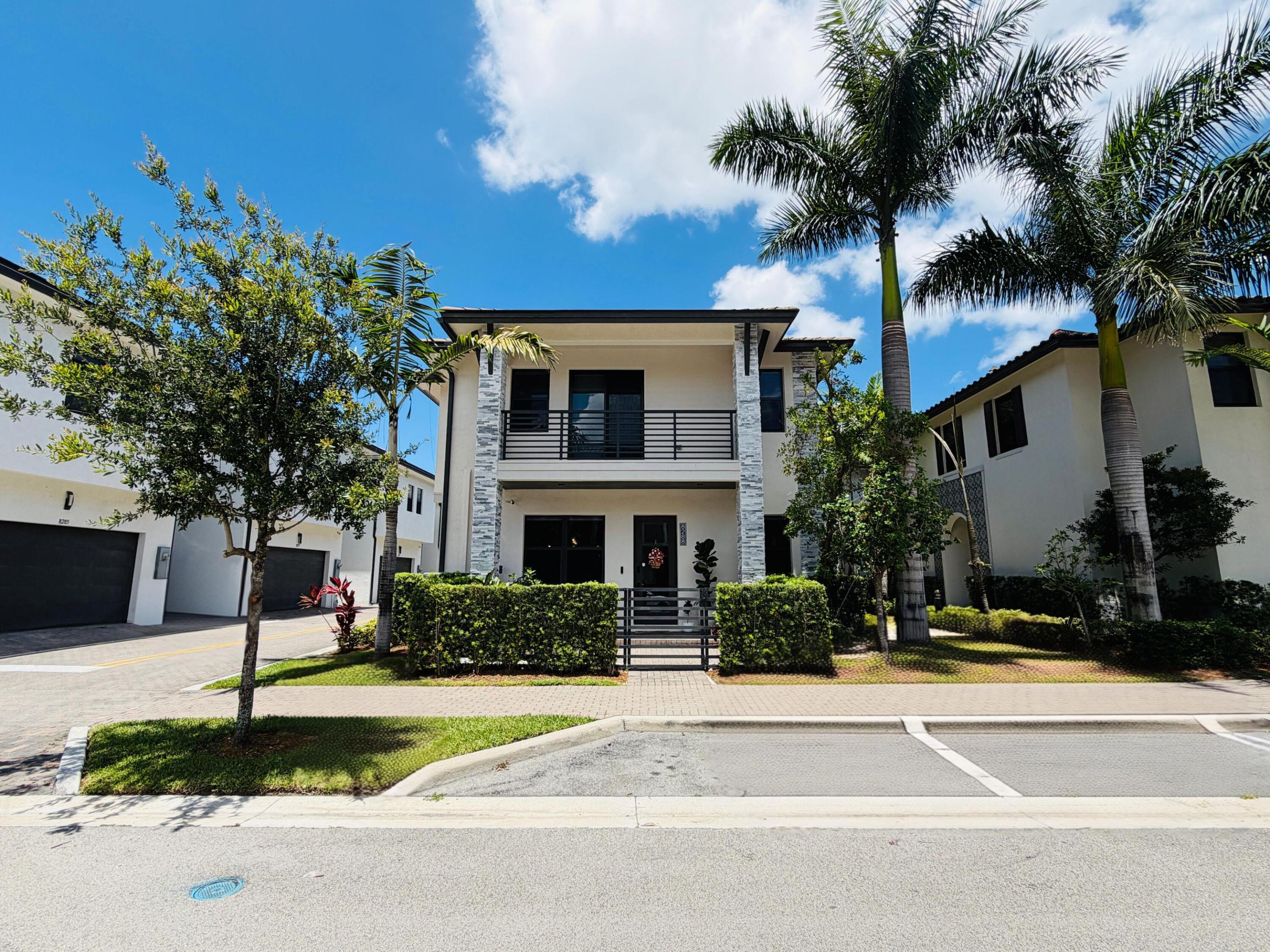 DOWNTOWN DORAL SOUTH PHASE TWO - Residential