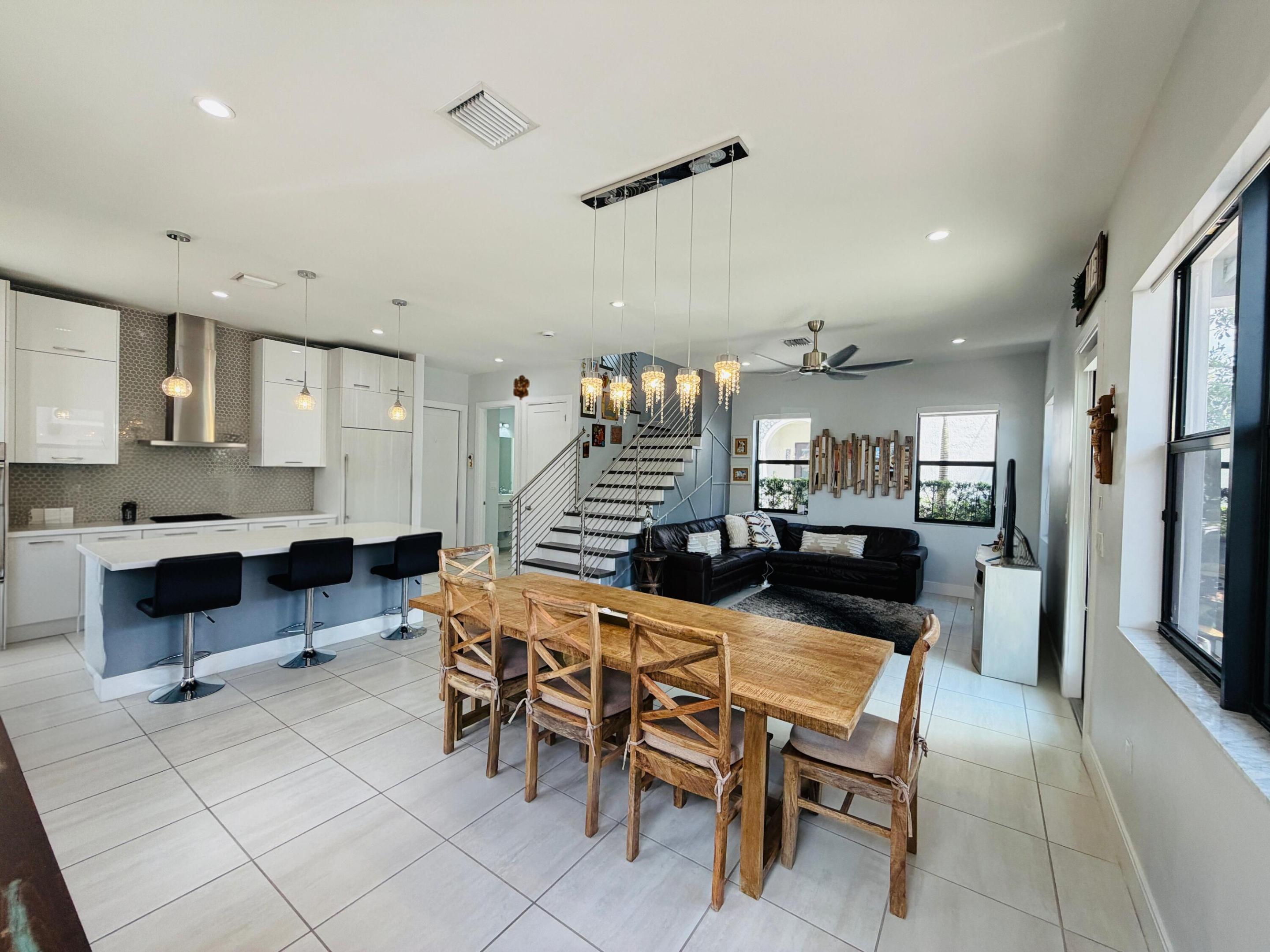 DOWNTOWN DORAL SOUTH PHASE TWO - Residential