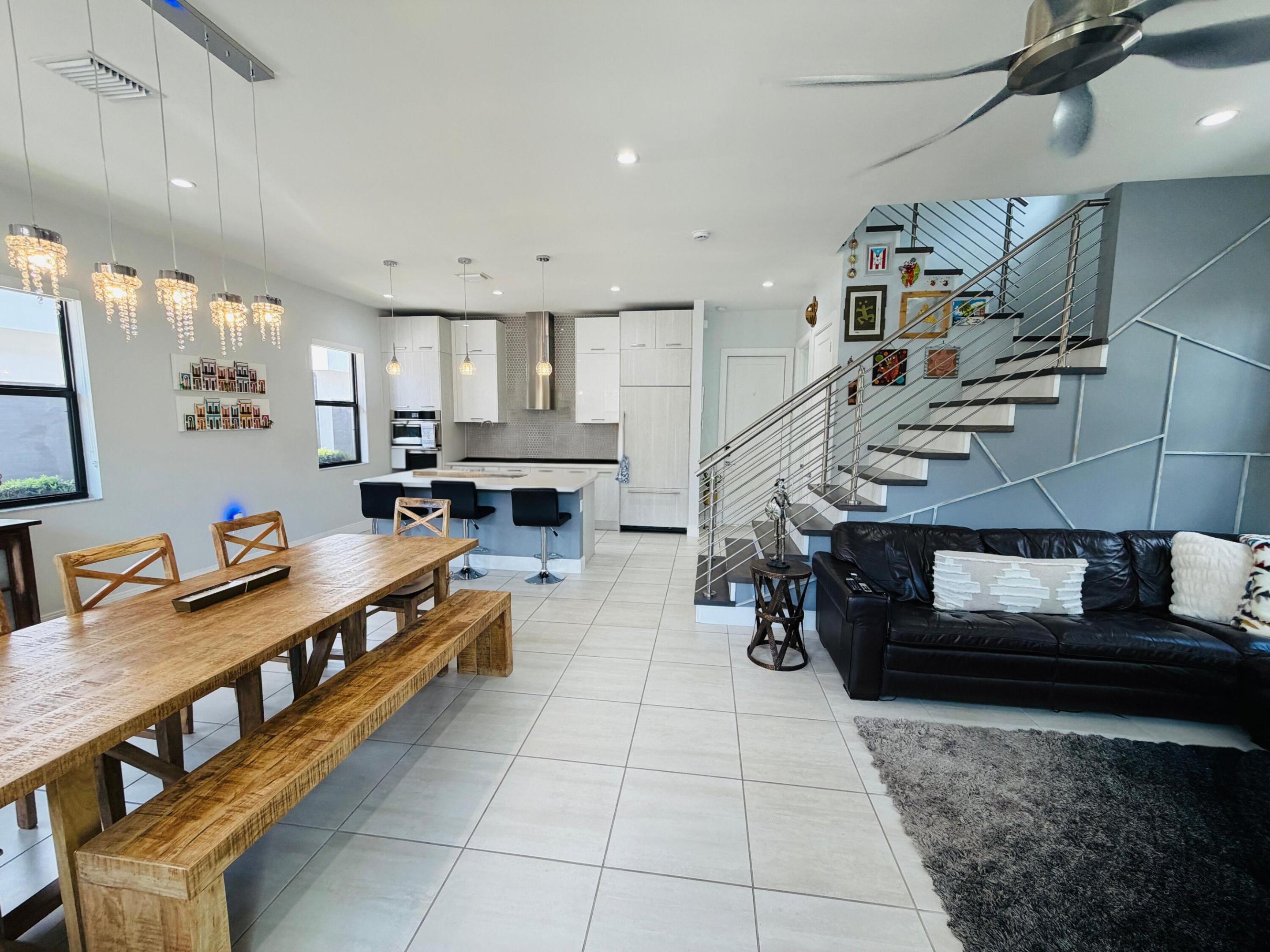DOWNTOWN DORAL SOUTH PHASE TWO - Residential