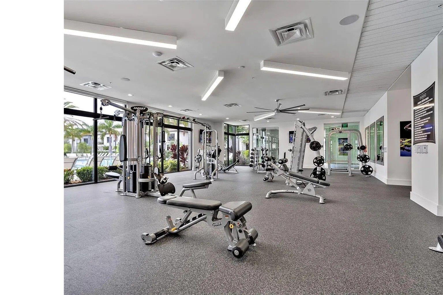 DOWNTOWN DORAL SOUTH PHASE TWO - Residential