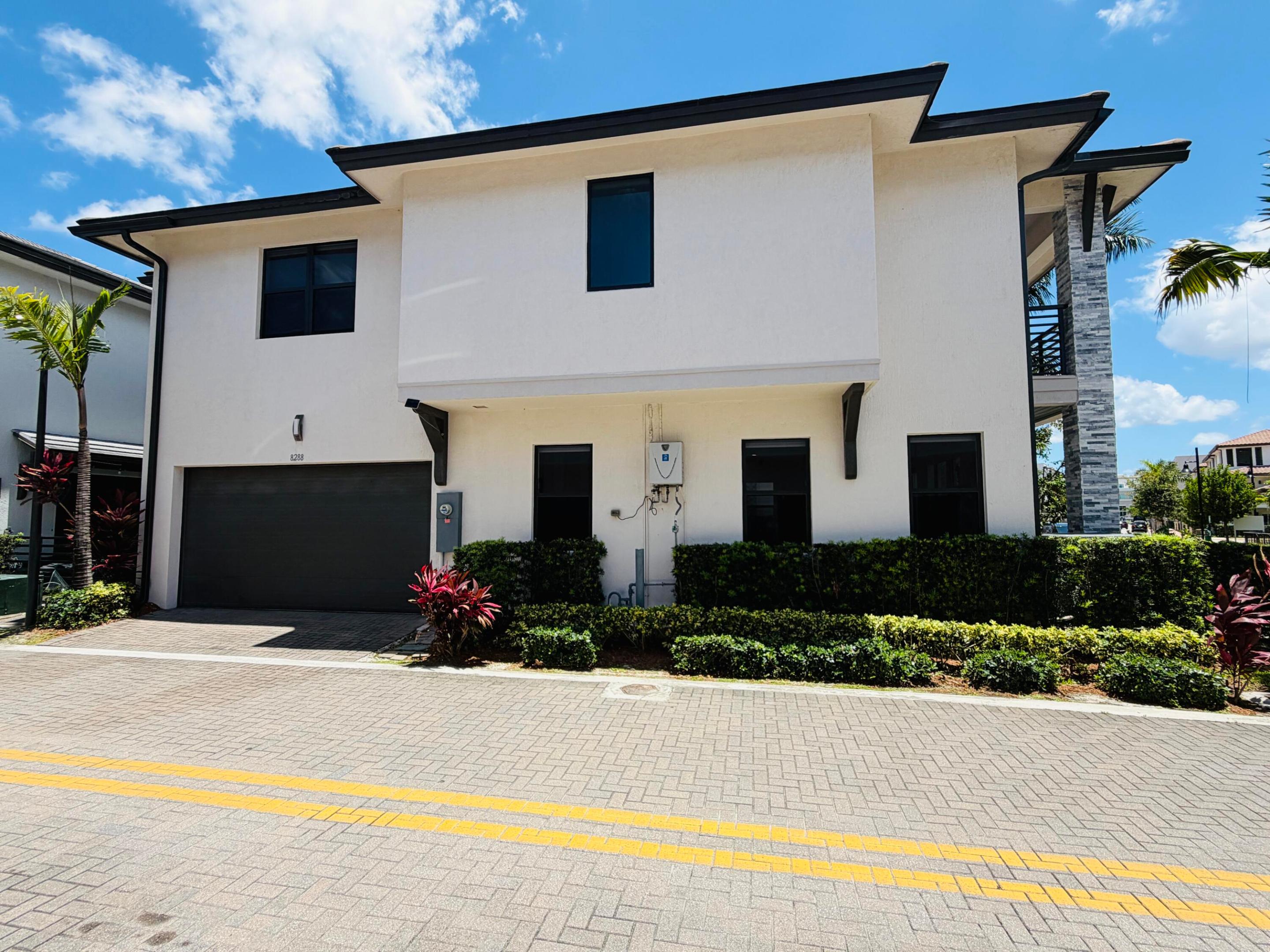 DOWNTOWN DORAL SOUTH PHASE TWO - Residential