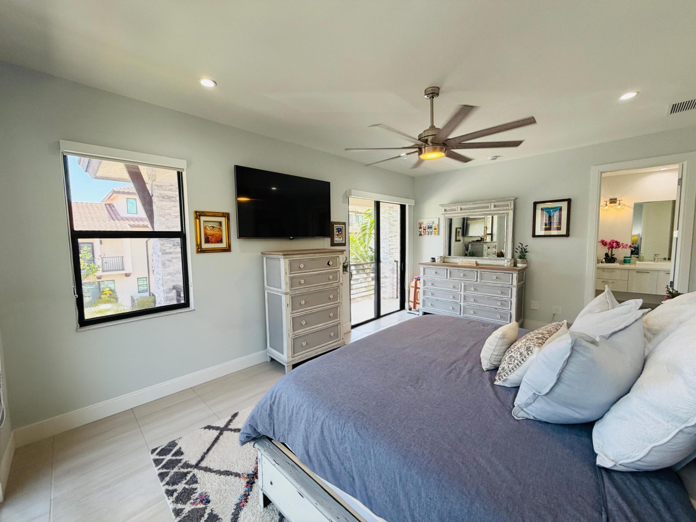 DOWNTOWN DORAL SOUTH PHASE TWO - Residential