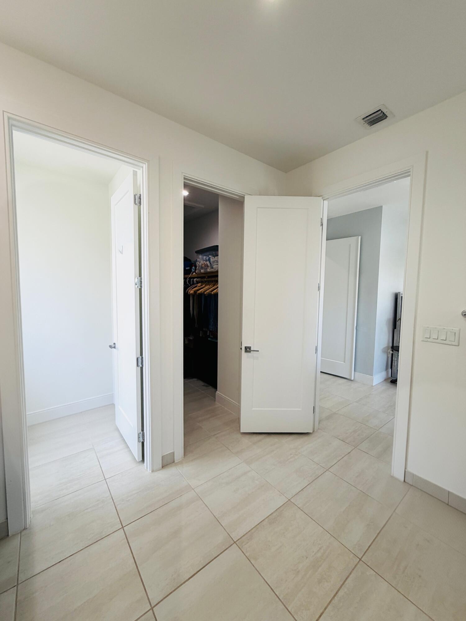 DOWNTOWN DORAL SOUTH PHASE TWO - Residential
