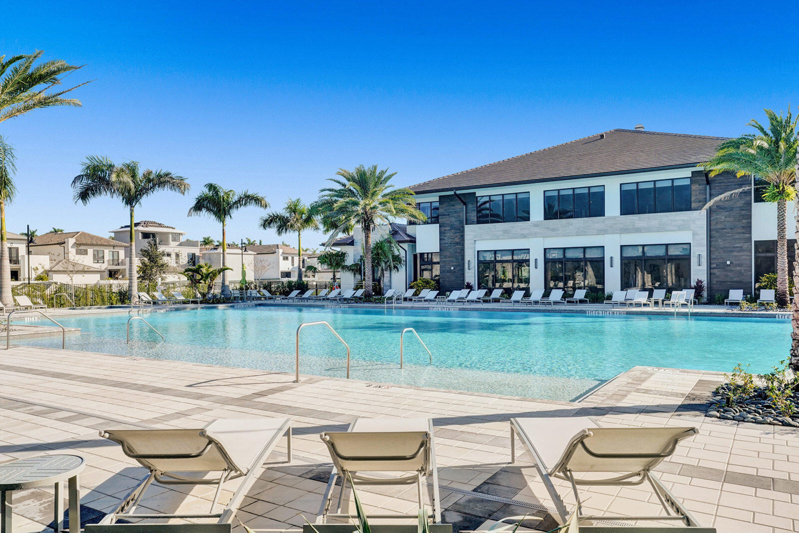 DOWNTOWN DORAL SOUTH PHASE TWO - Residential