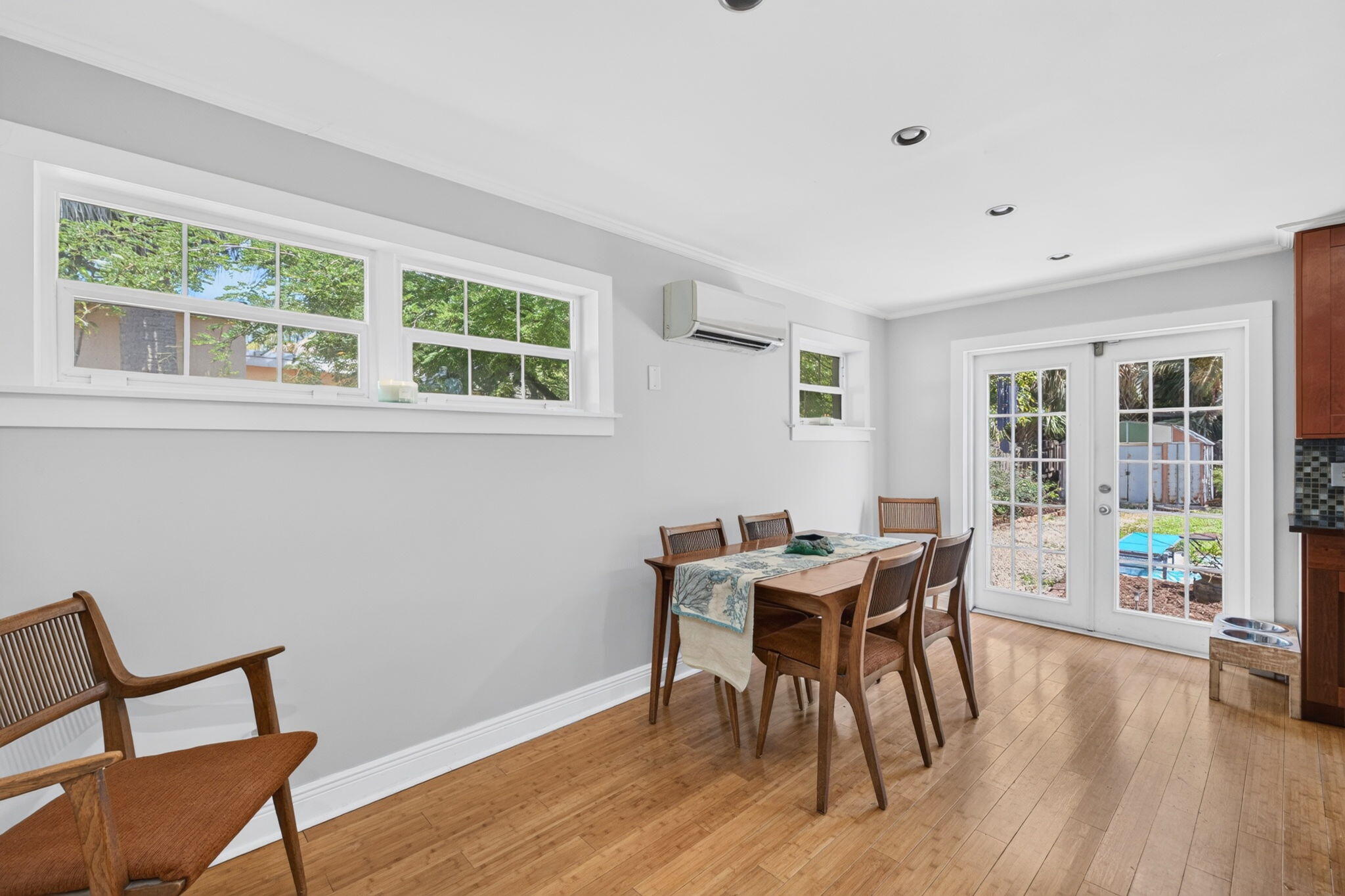 LAUDERDALE GARDENS - Residential