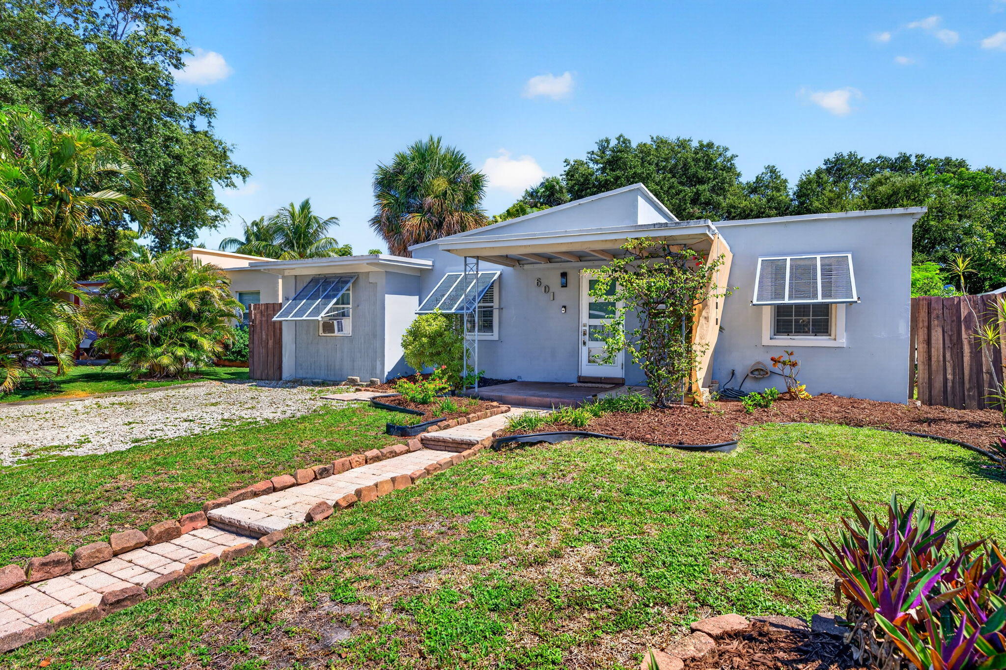LAUDERDALE GARDENS - Residential