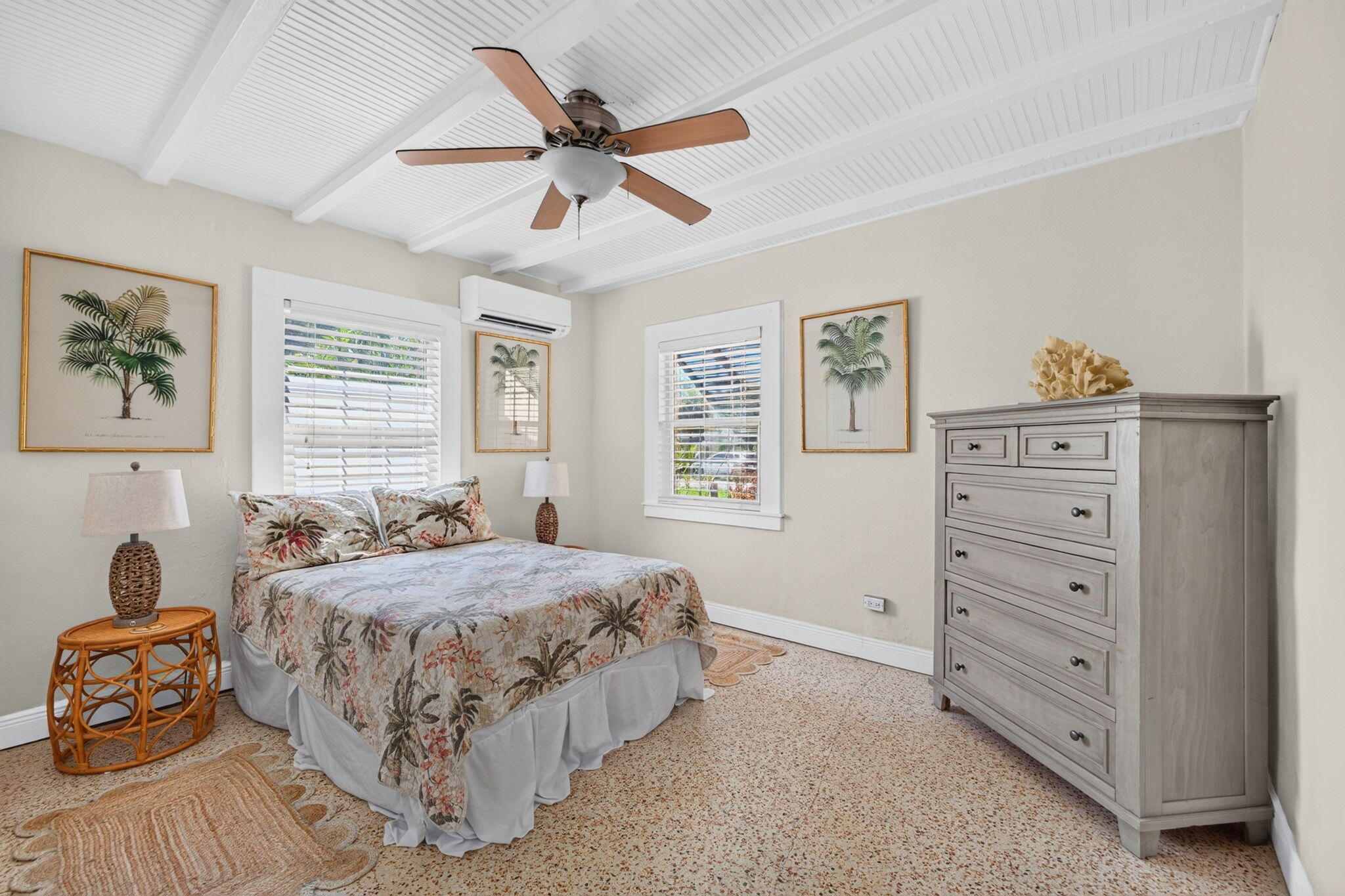 LAUDERDALE GARDENS - Residential