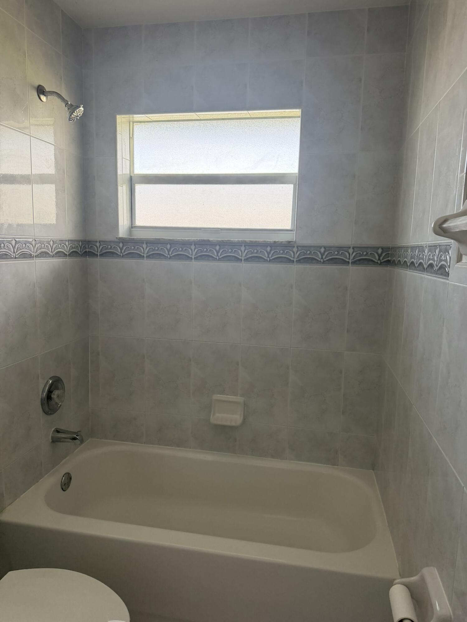 BRANDON PARK - Residential Lease
