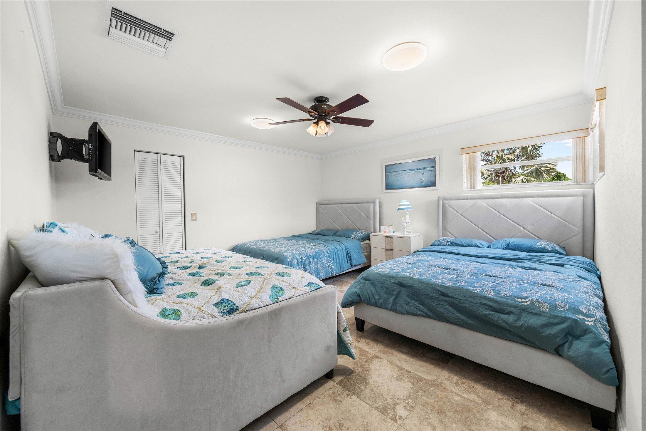 CHERLYNN ESTATES - Residential