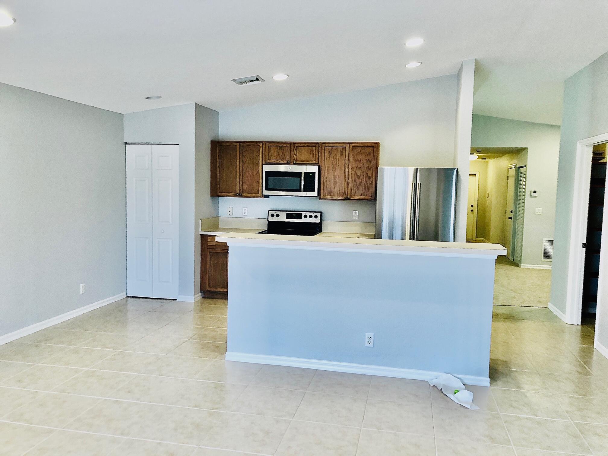 MARTINS CROSSING - Residential Lease