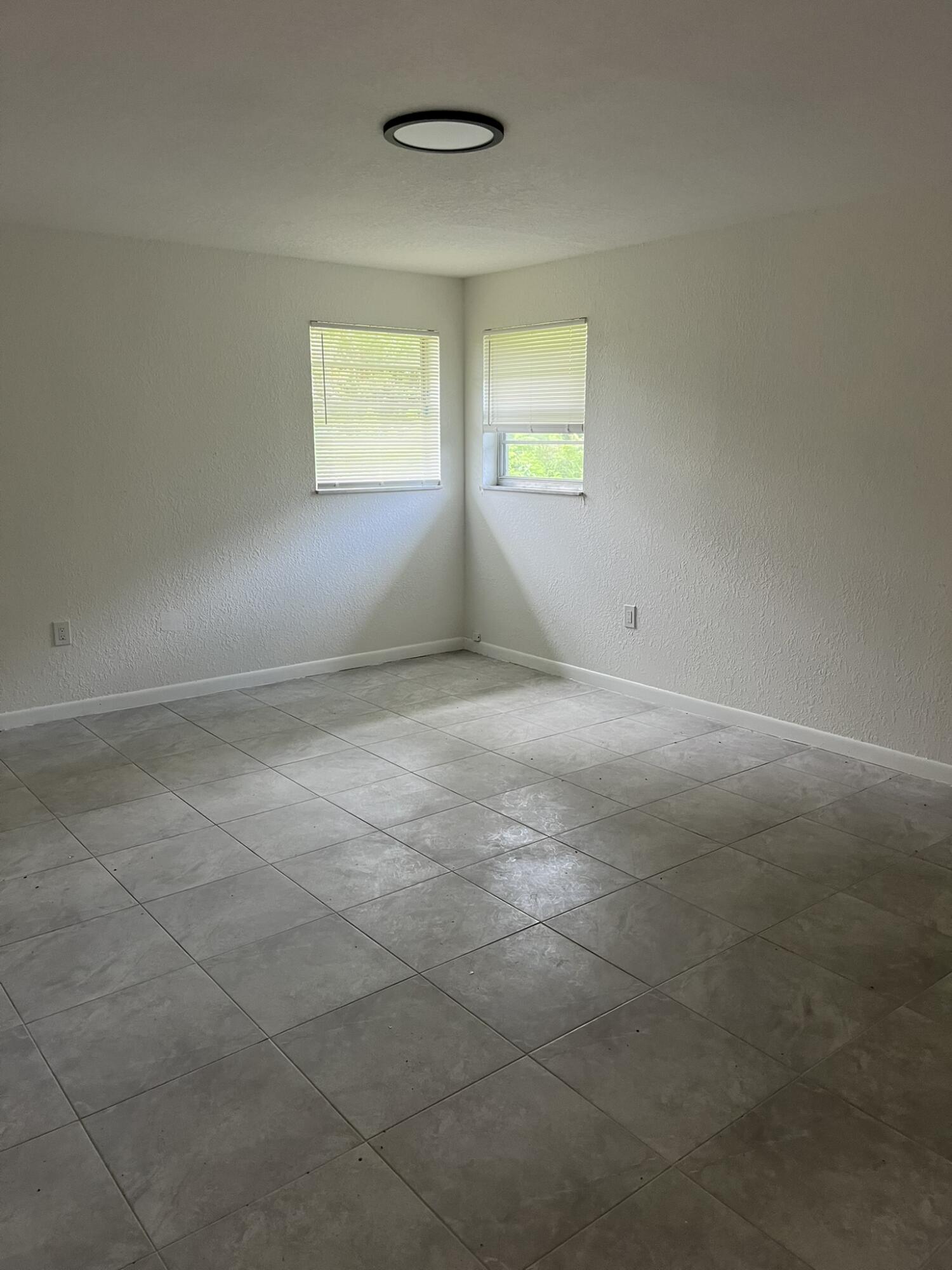 OKEECHOBEE HAMMOCK SEC 2 - Residential