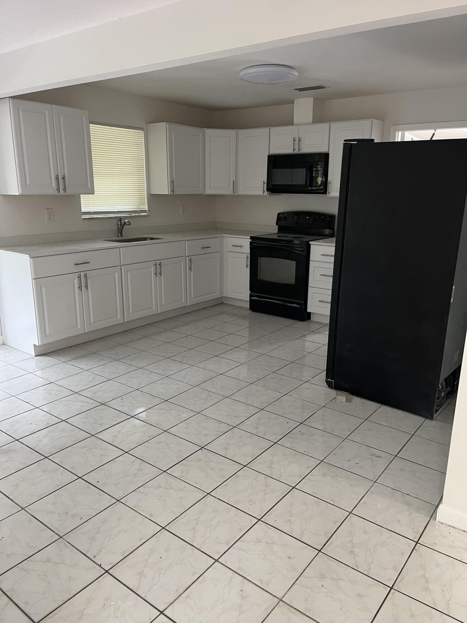 OKEECHOBEE HAMMOCK SEC 2 - Residential