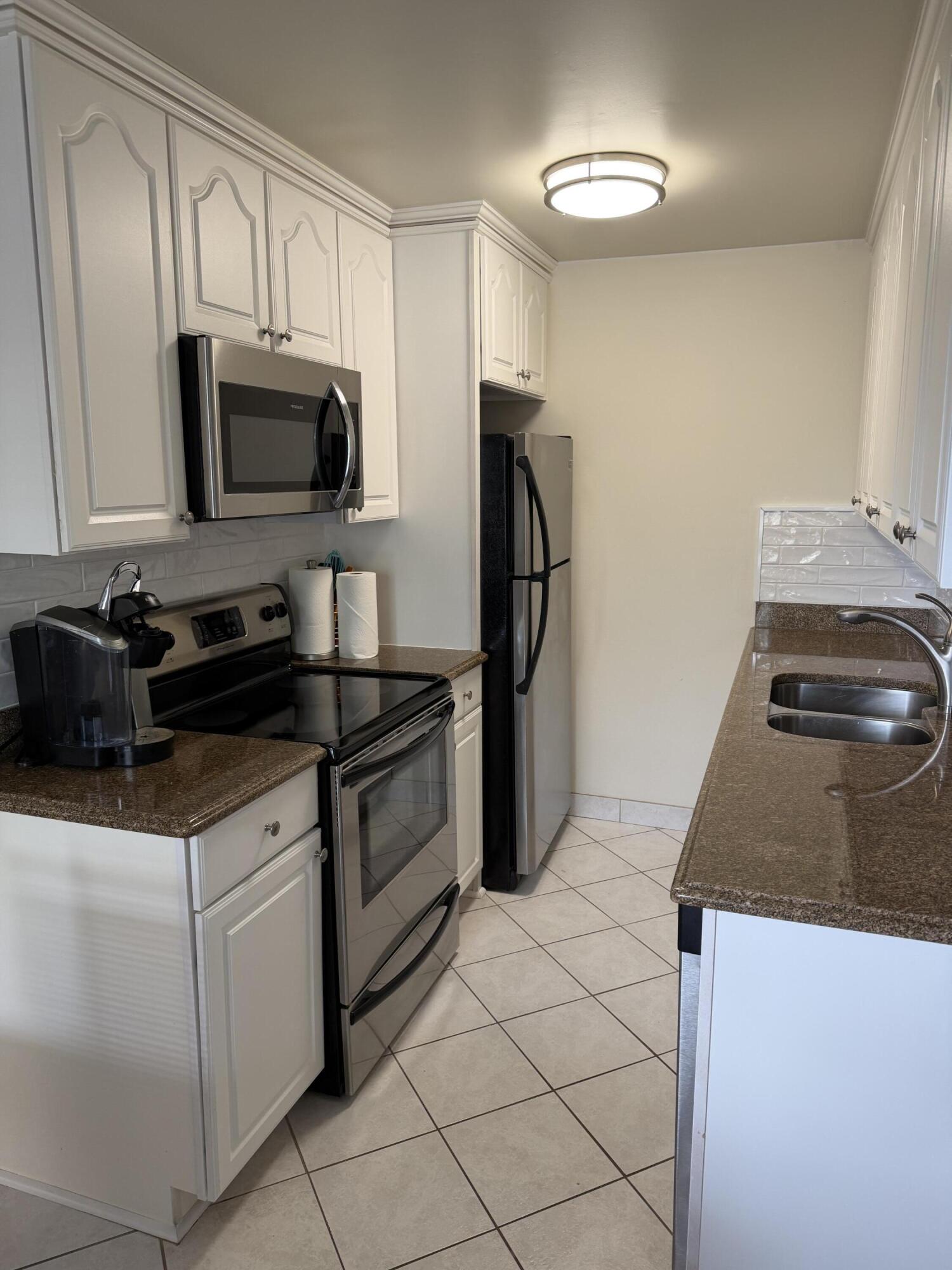 CENTURY VILLAGE - Residential Lease