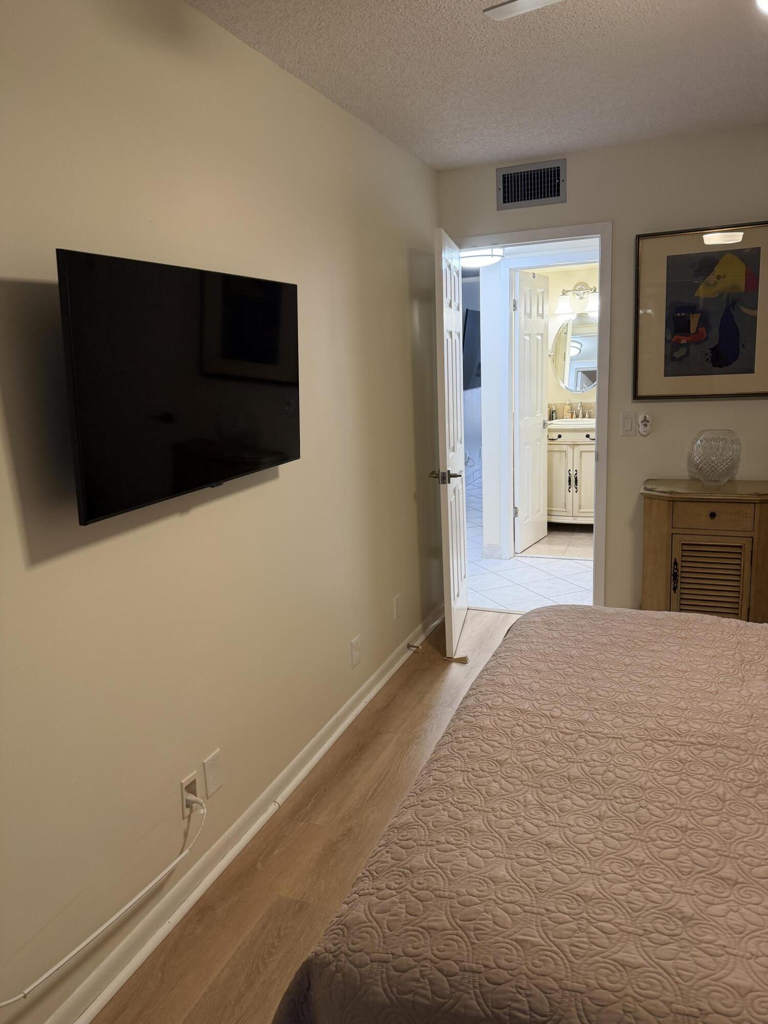 CENTURY VILLAGE - Residential Lease
