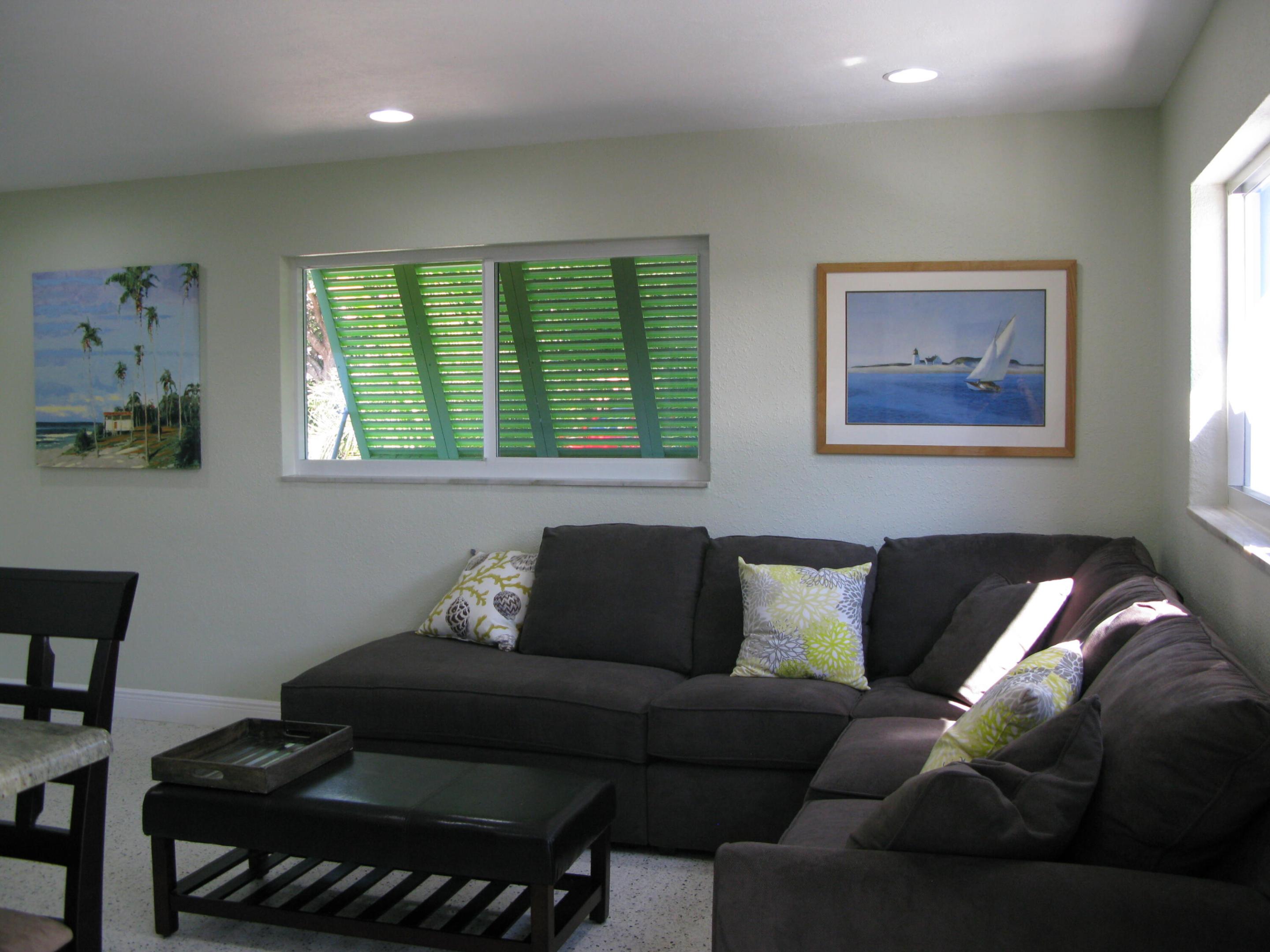 PALM BEACH HEIGHTS 2 - Residential Lease