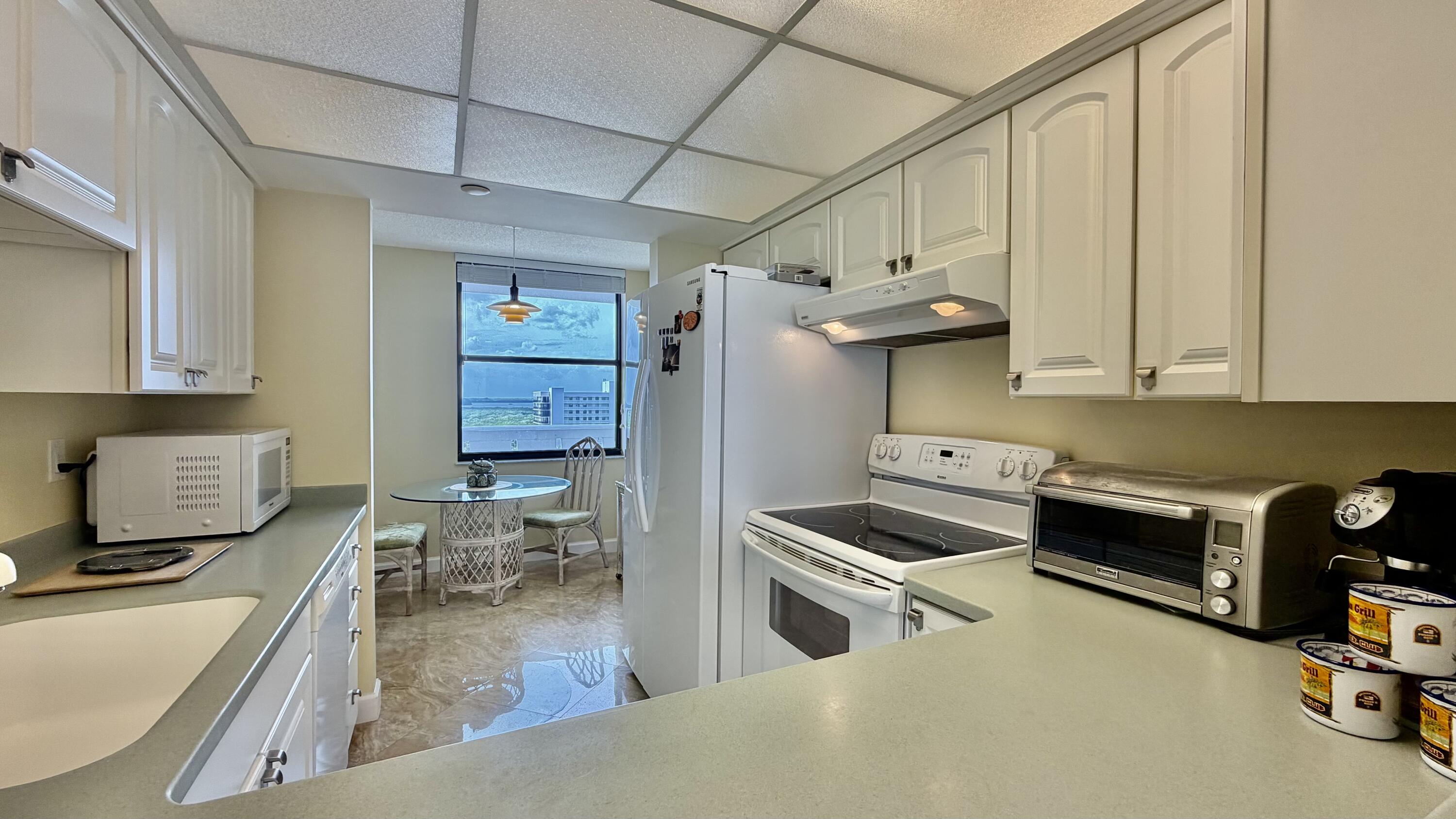 BRYN MAWR OCEAN TOWERS, A CONDOMINIUM - Residential