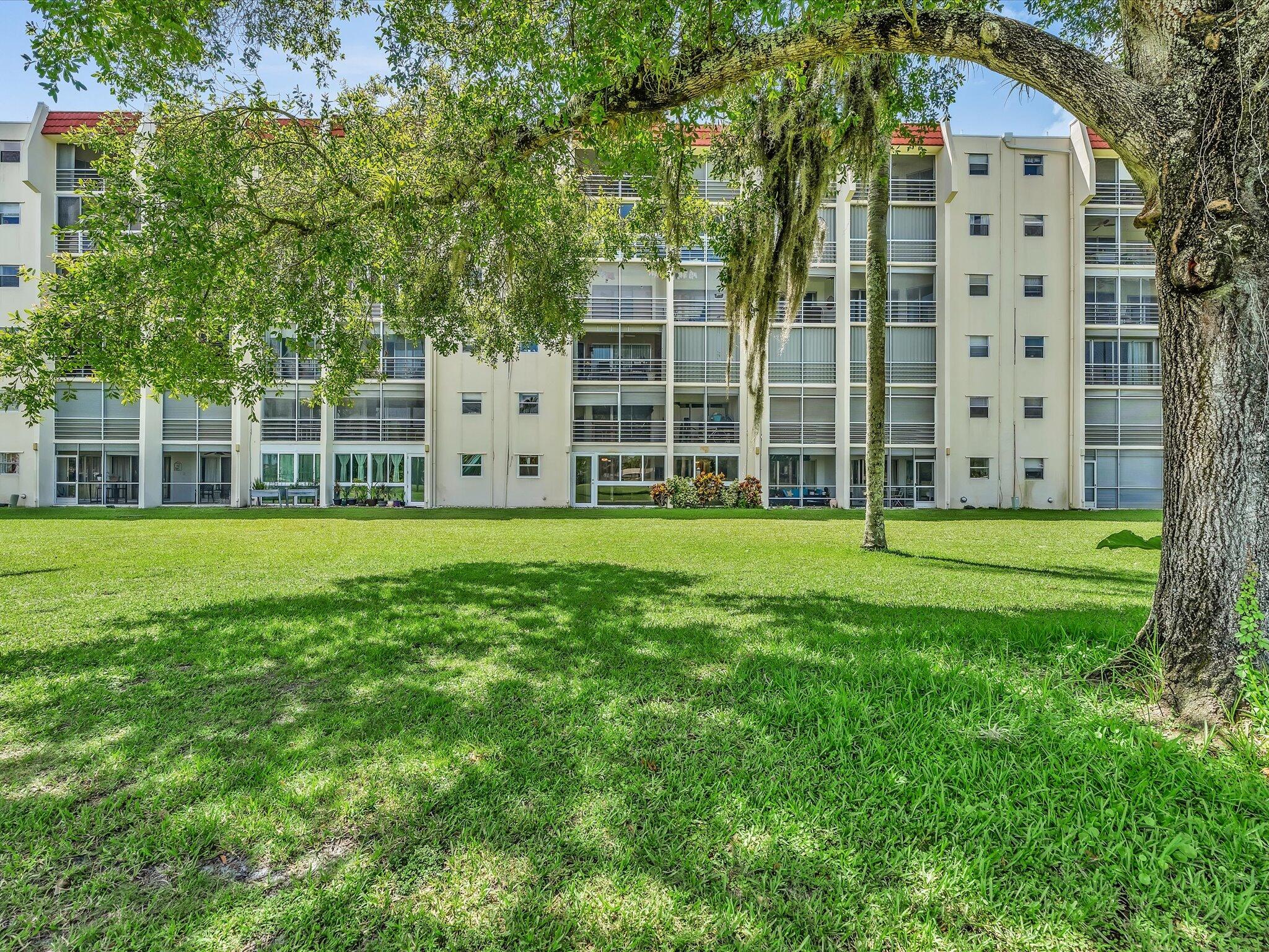 POINCIANA PLACE CONDO 1,2,8 AND 9 - Residential