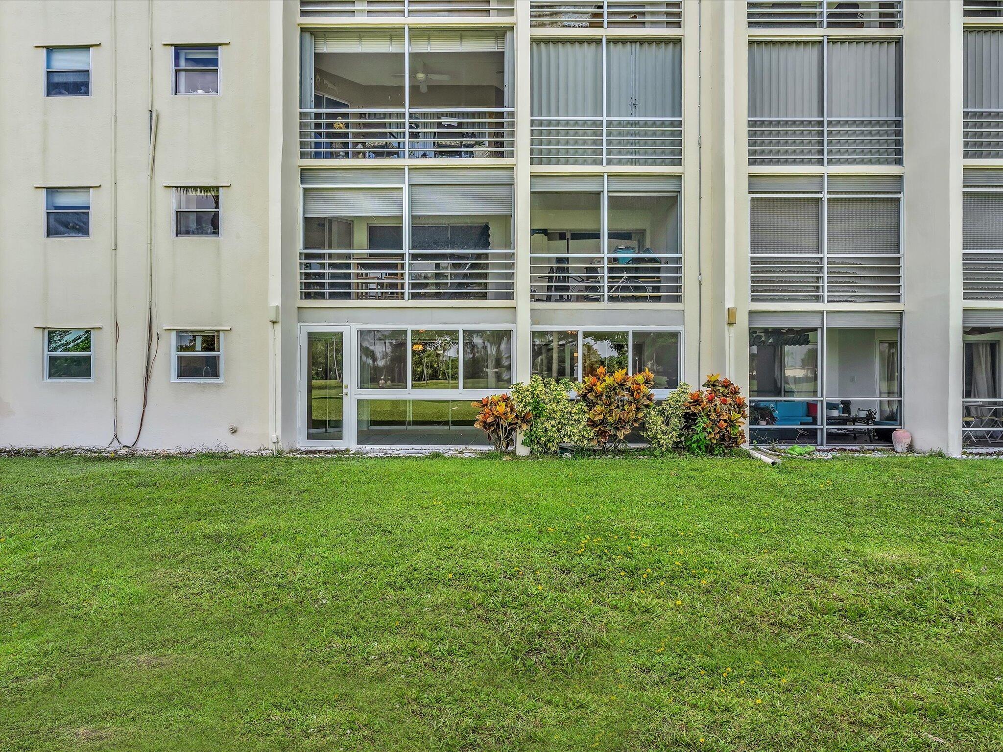 POINCIANA PLACE CONDO 1,2,8 AND 9 - Residential