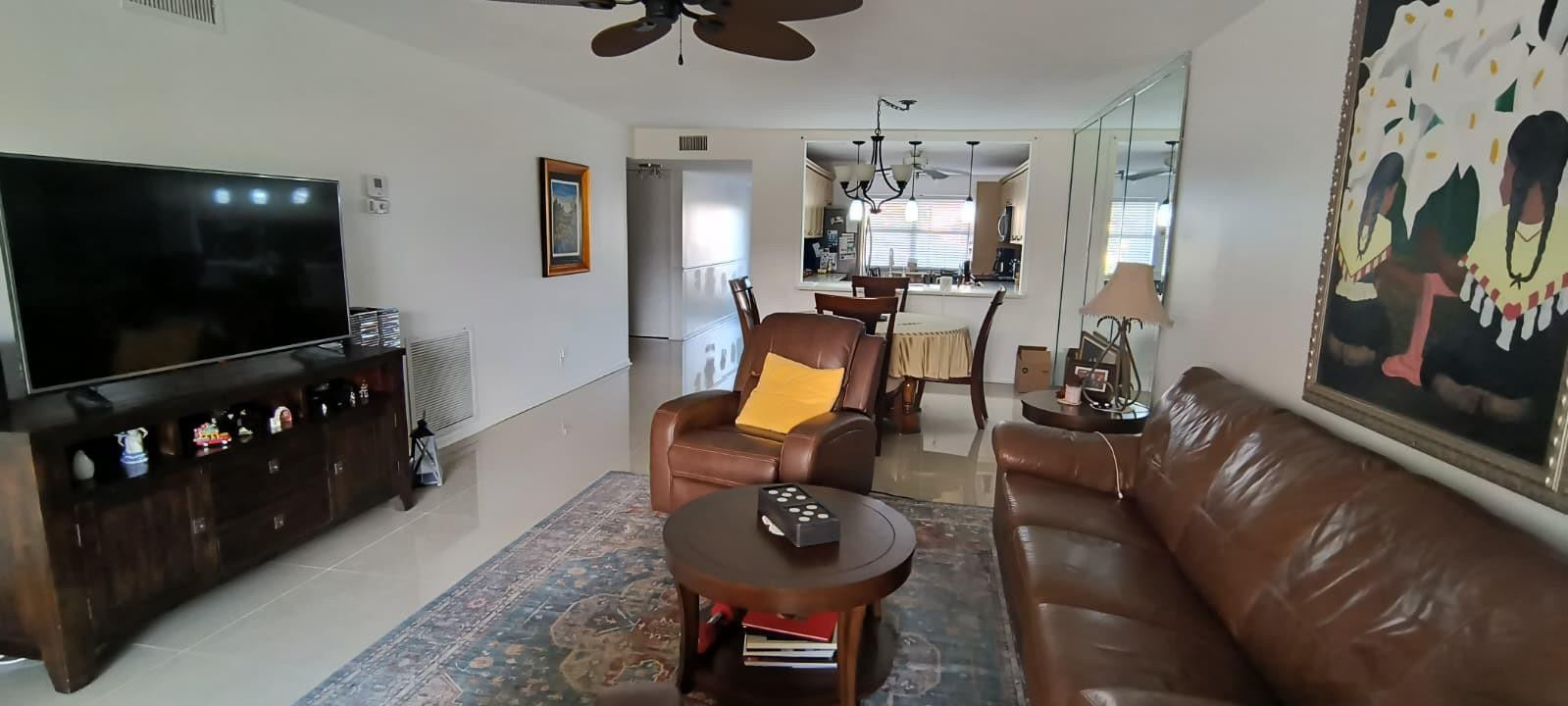 SUNRISE LAKES IV - Residential