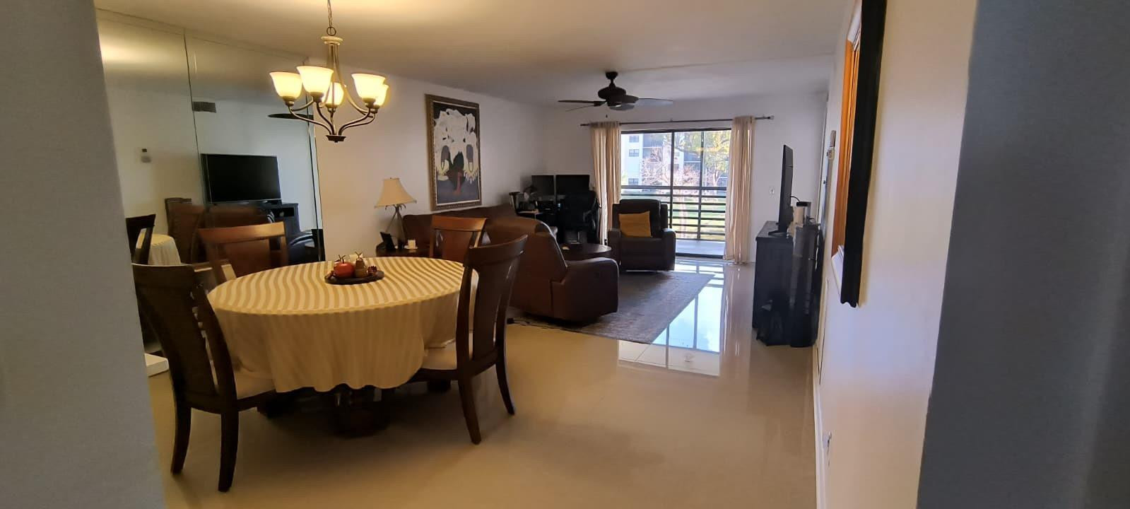 SUNRISE LAKES IV - Residential