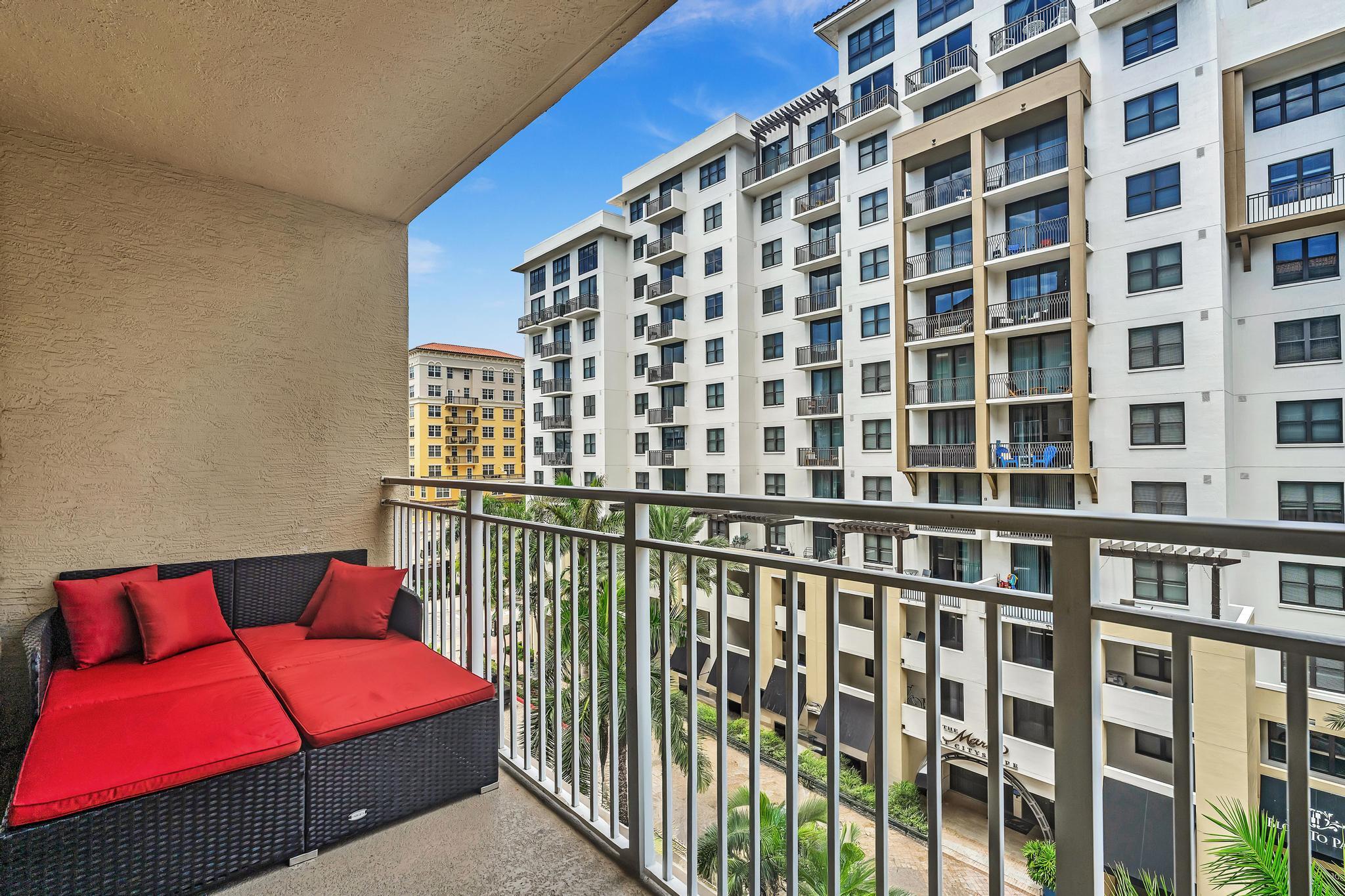 PALMETTO PLACE CONDO - Residential