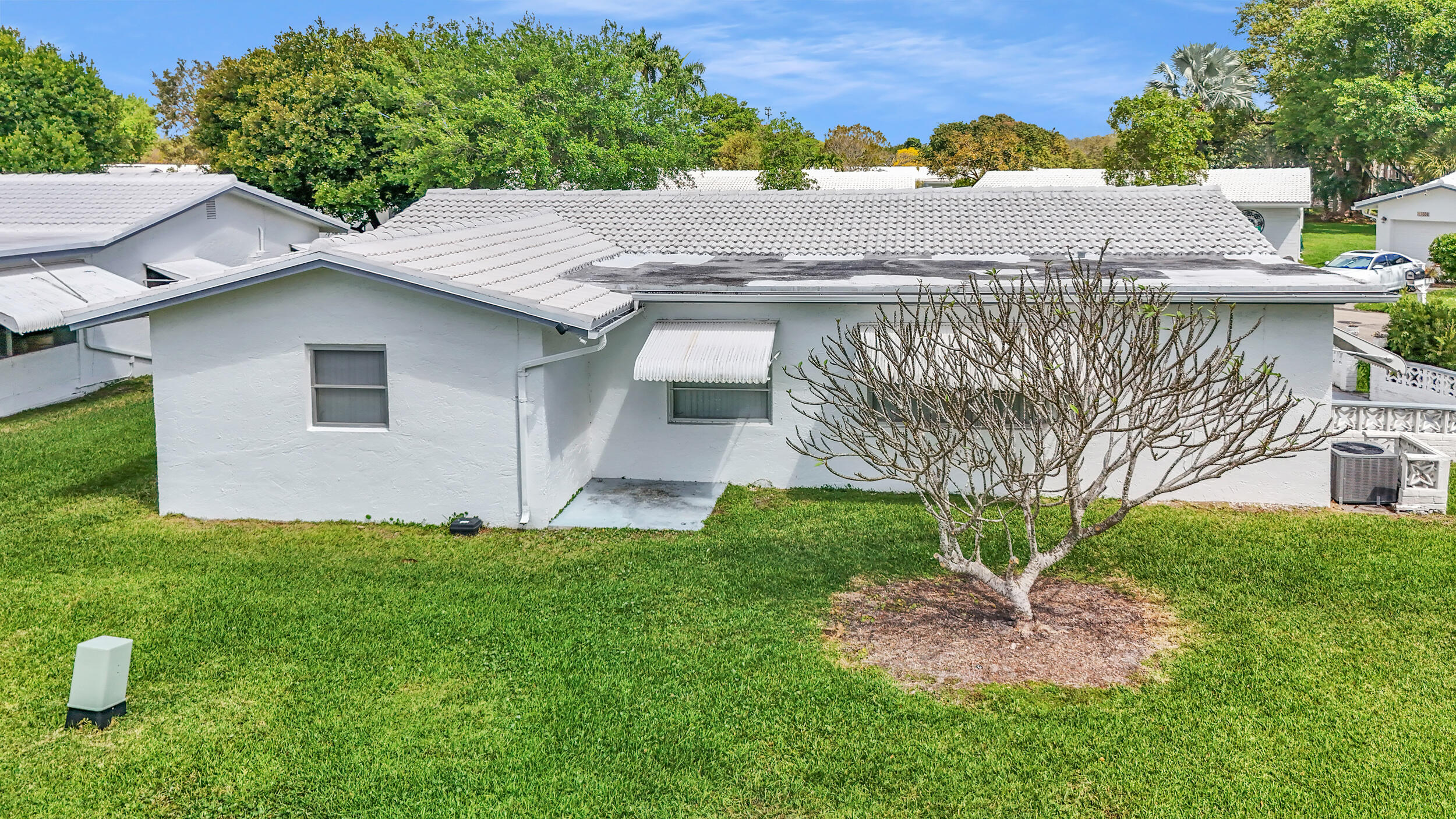 LAUDERDALE WEST 2 SEC - Residential