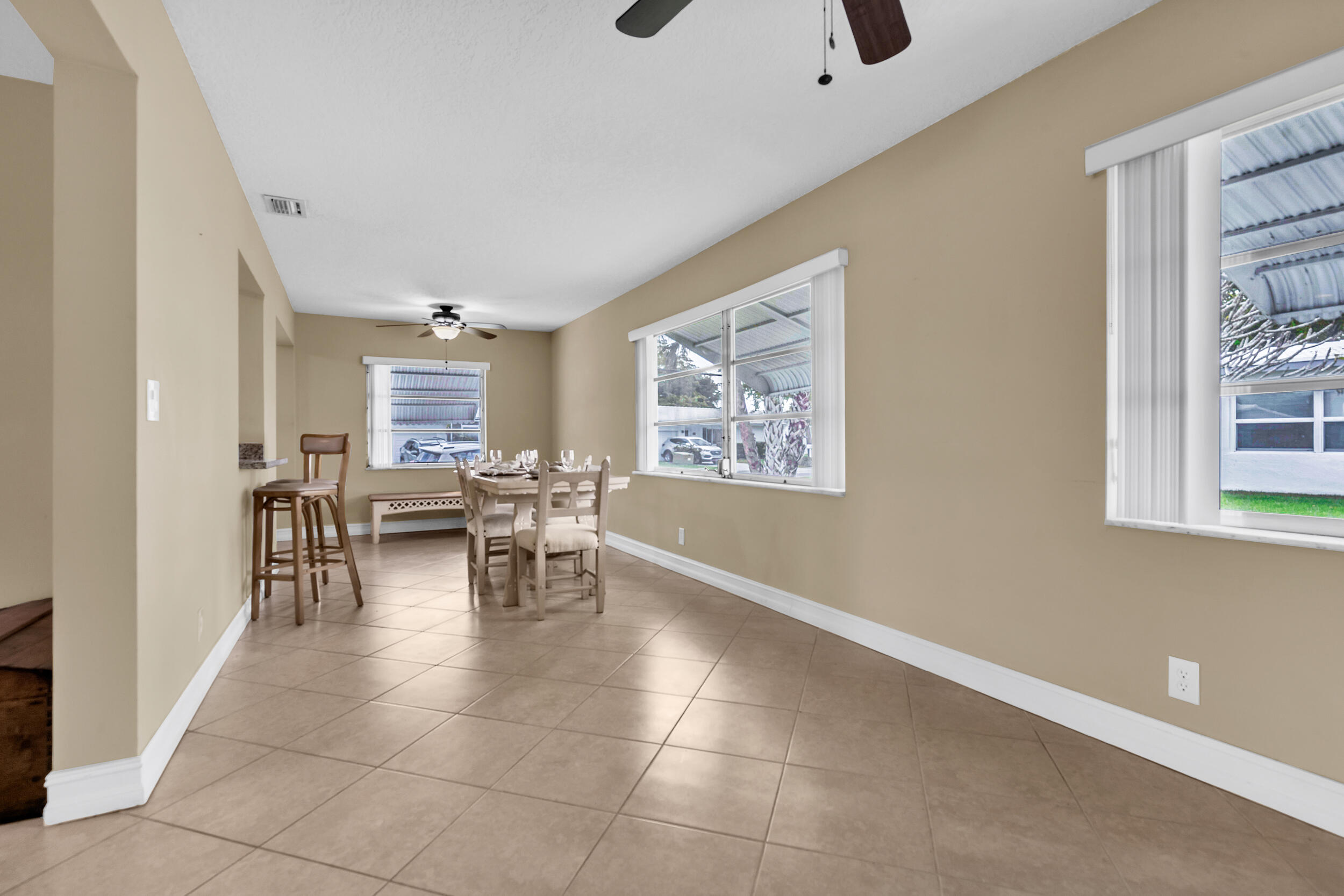 LAUDERDALE WEST 2 SEC - Residential