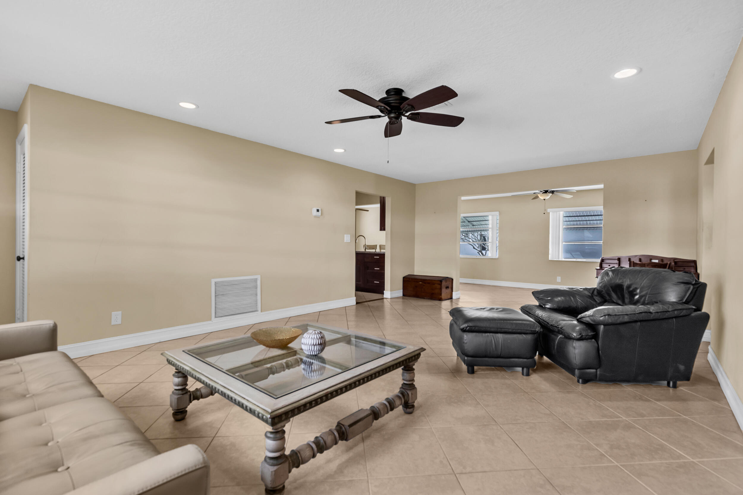 LAUDERDALE WEST 2 SEC - Residential