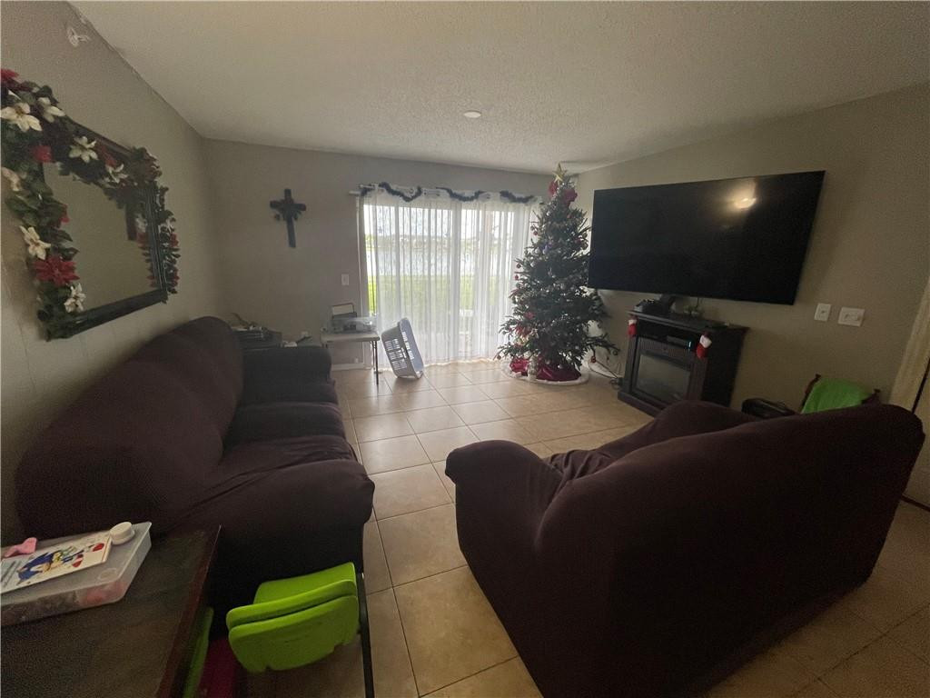 Evergreen Lakes - Residential