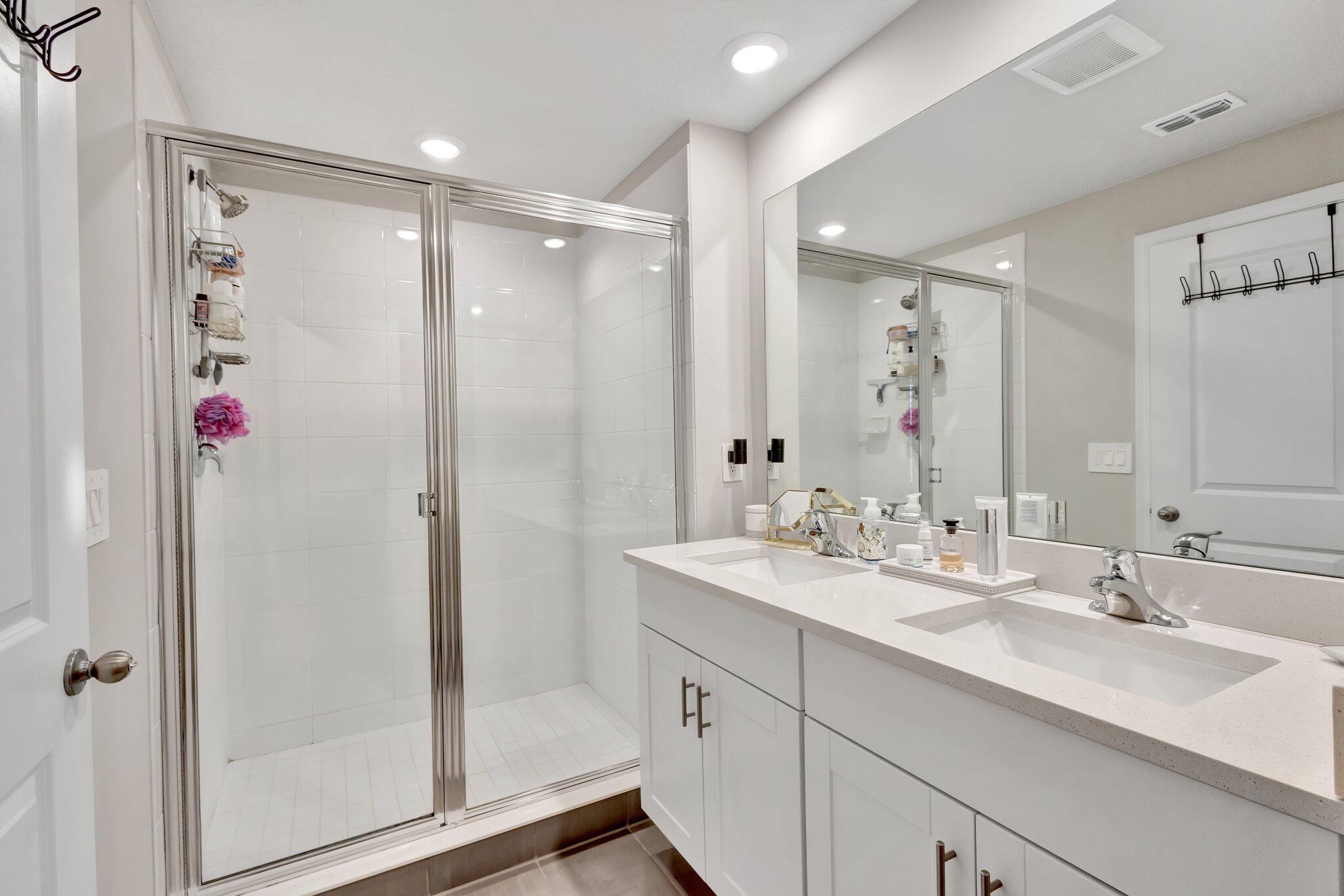 SEASIDE - Residential Lease
