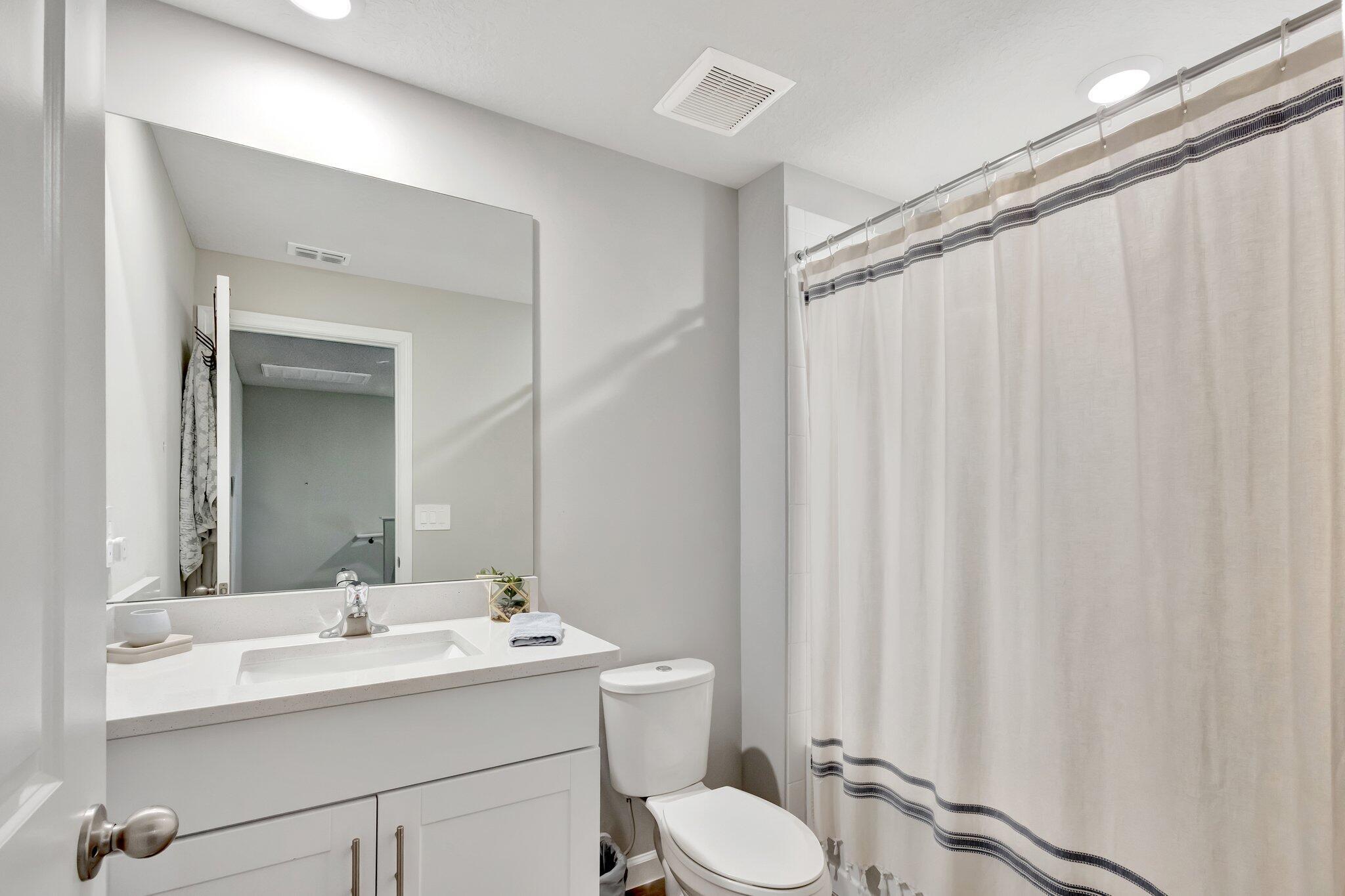 SEASIDE - Residential Lease