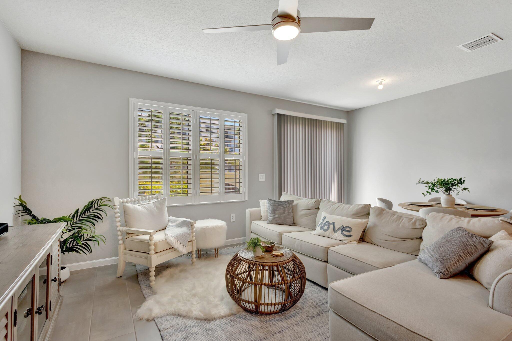 SEASIDE - Residential Lease