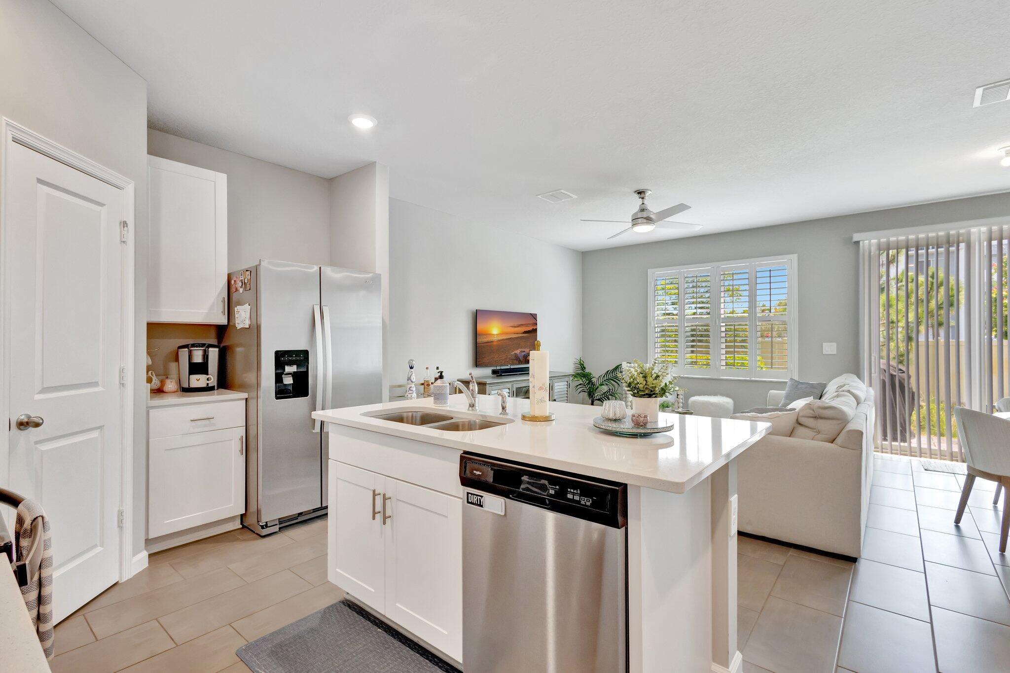 SEASIDE - Residential Lease