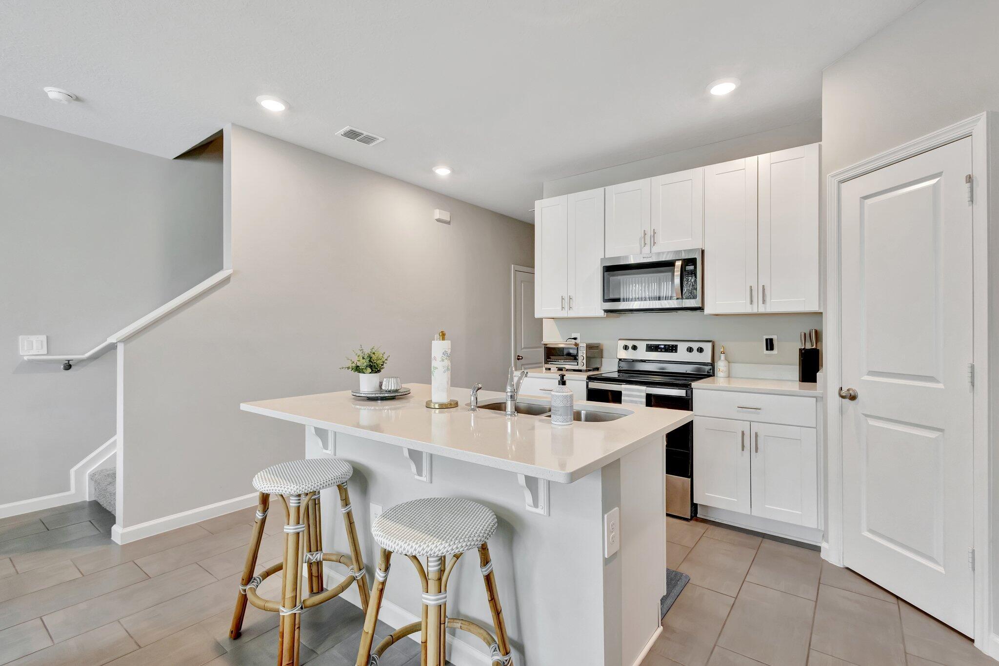 SEASIDE - Residential Lease