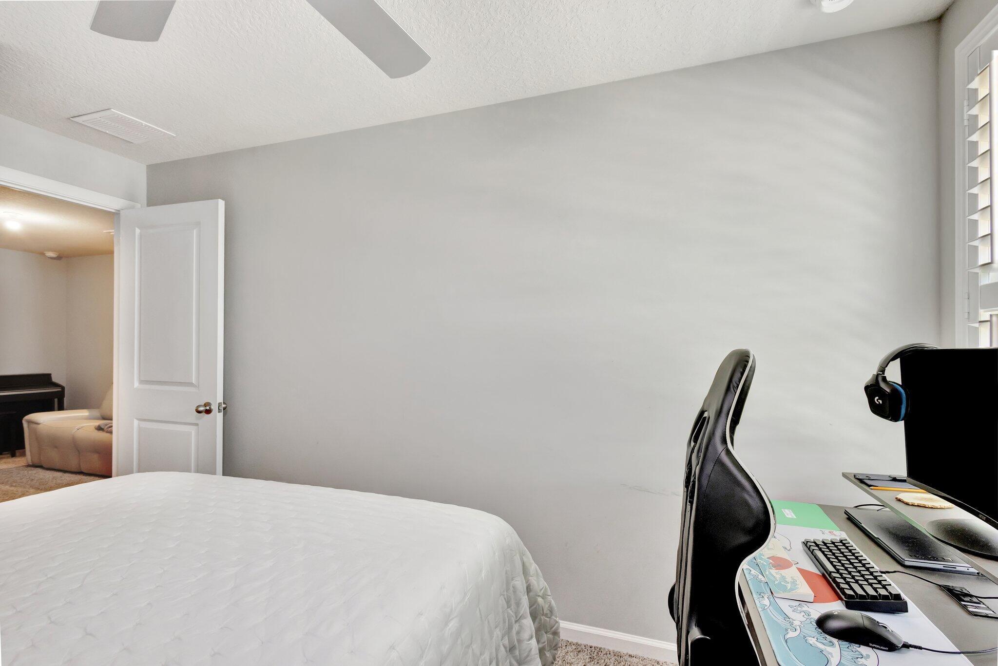 SEASIDE - Residential Lease