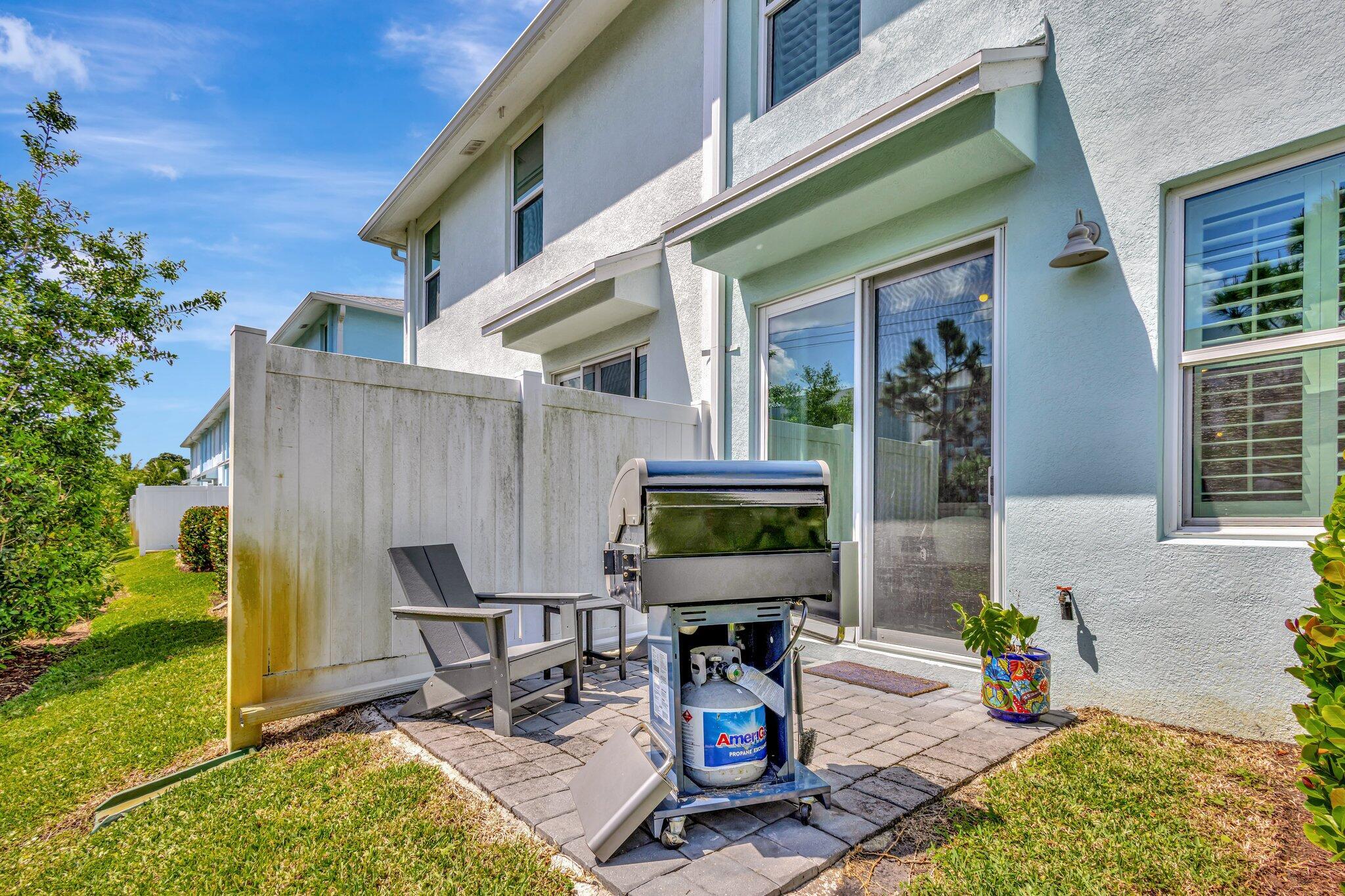 SEASIDE - Residential Lease