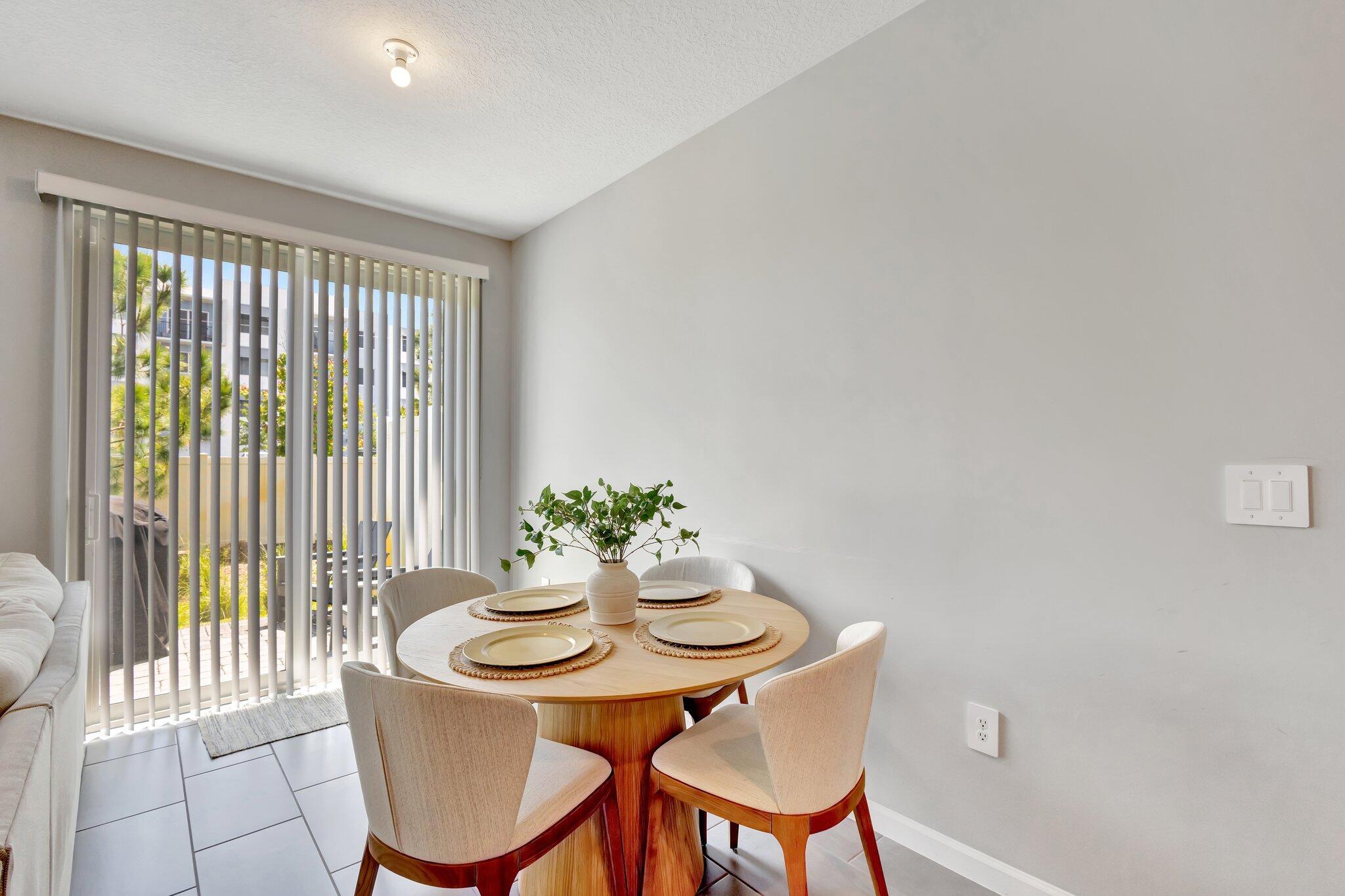SEASIDE - Residential Lease