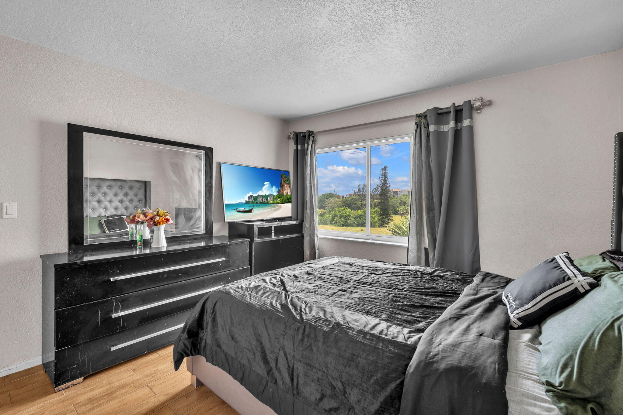 INVERRARY COUNTRY CLUB - Residential