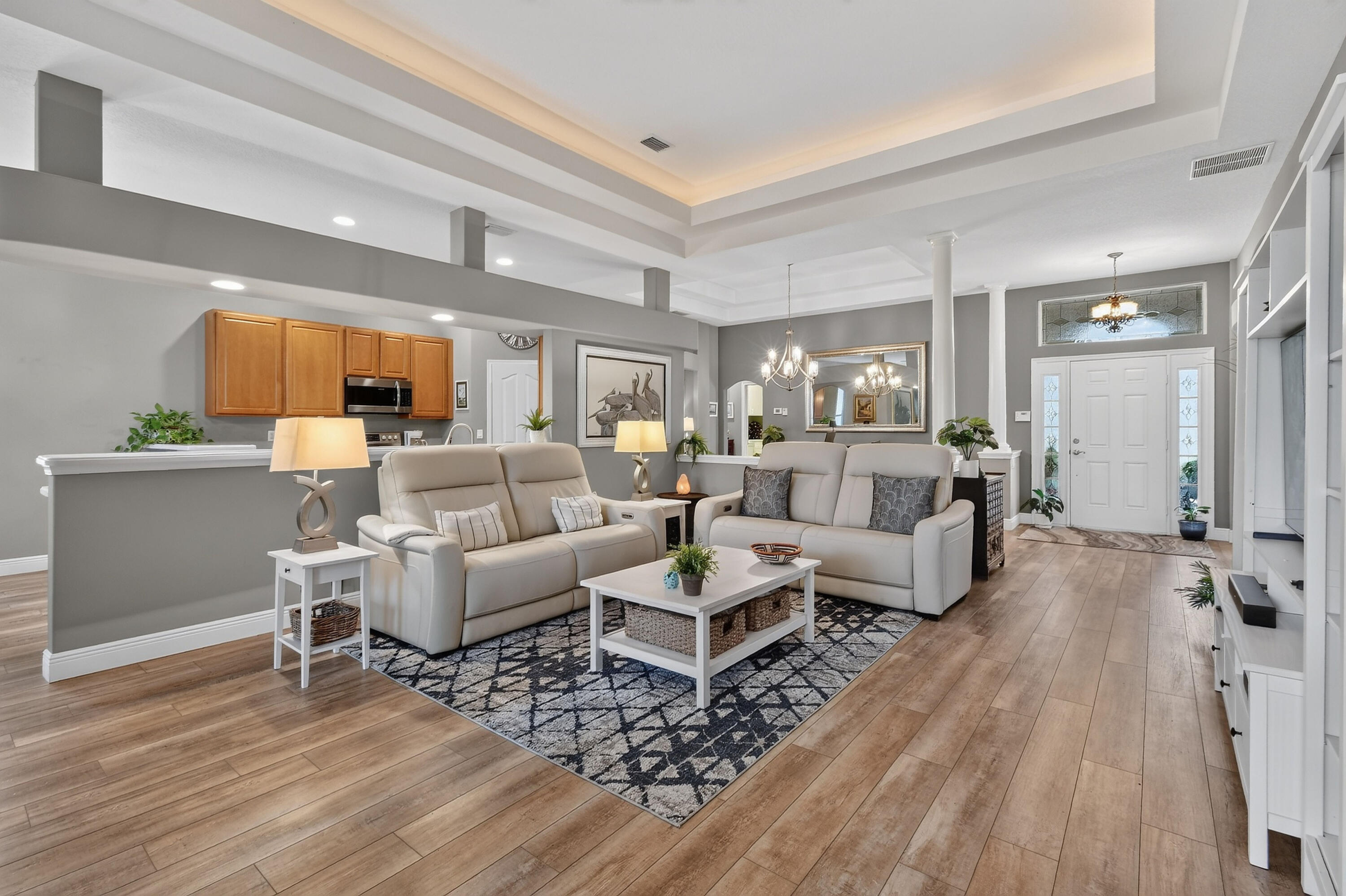 JENSEN BEACH COUNTRY CLUB - Residential