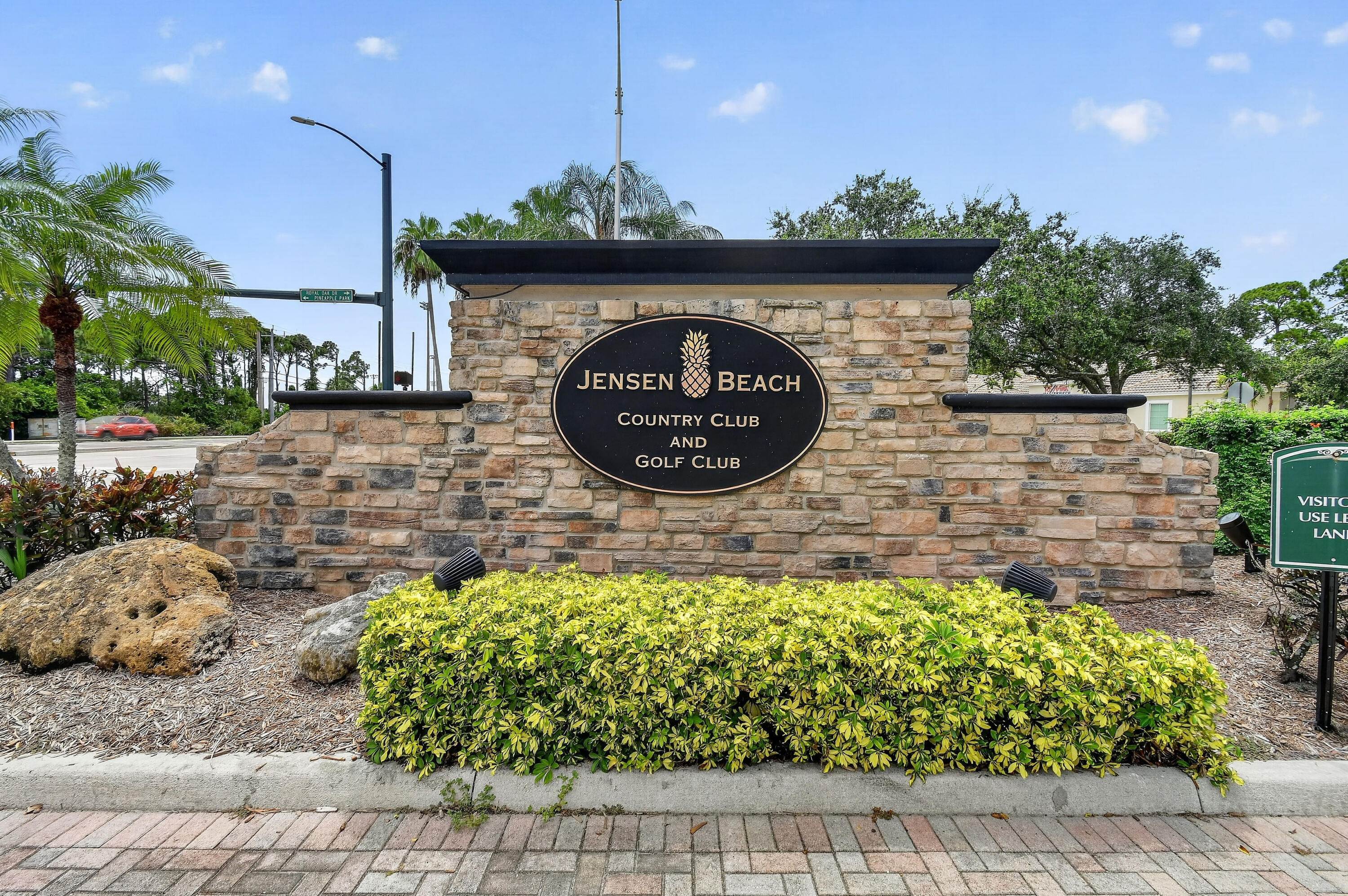 JENSEN BEACH COUNTRY CLUB - Residential