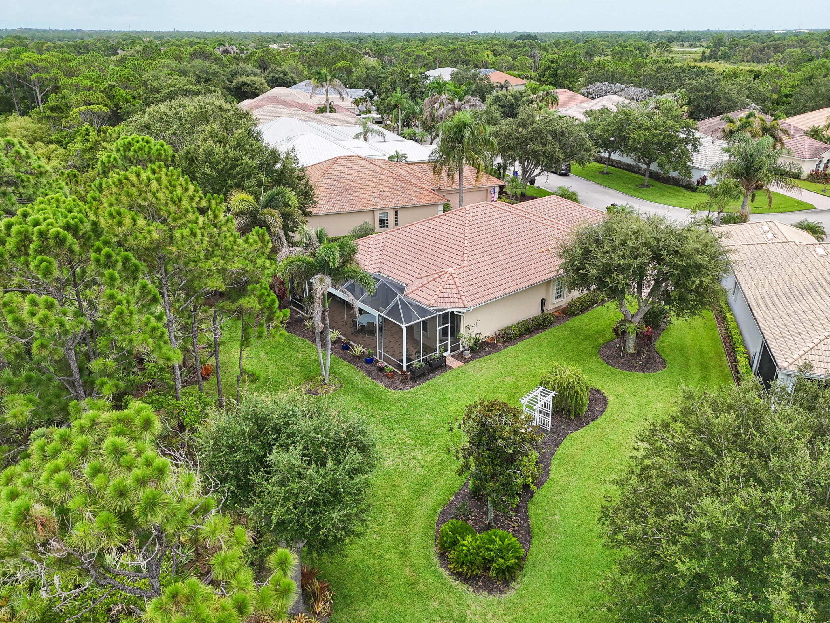 JENSEN BEACH COUNTRY CLUB - Residential