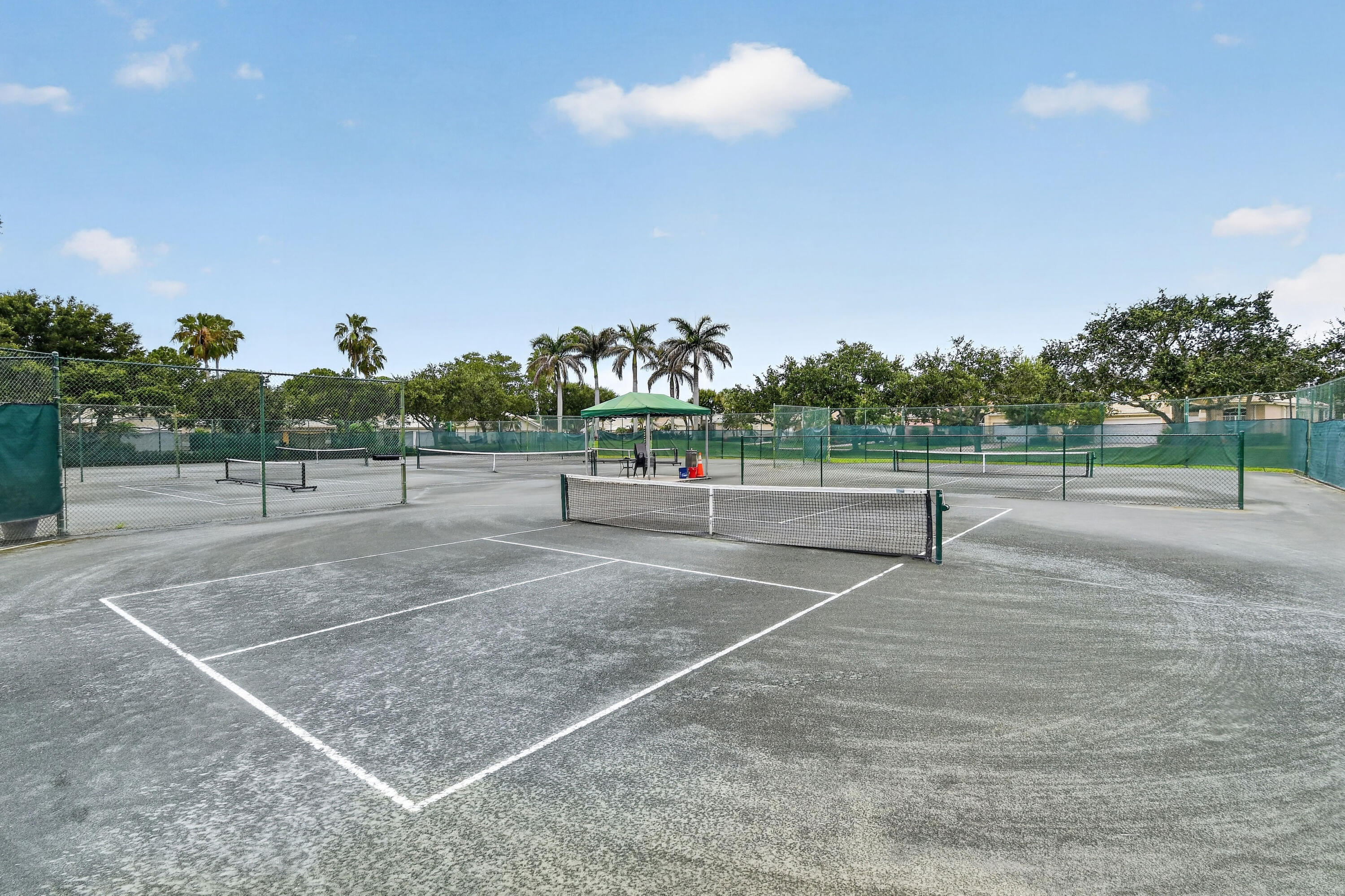 JENSEN BEACH COUNTRY CLUB - Residential
