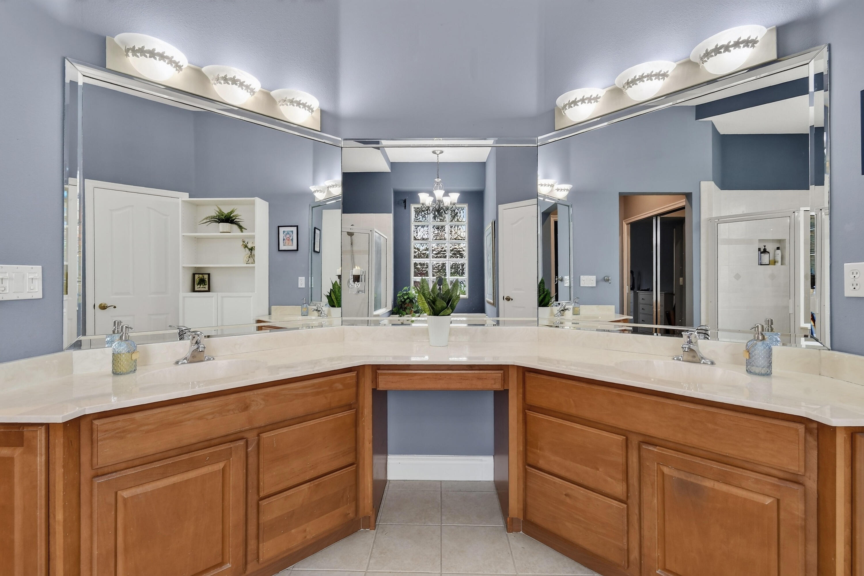 JENSEN BEACH COUNTRY CLUB - Residential