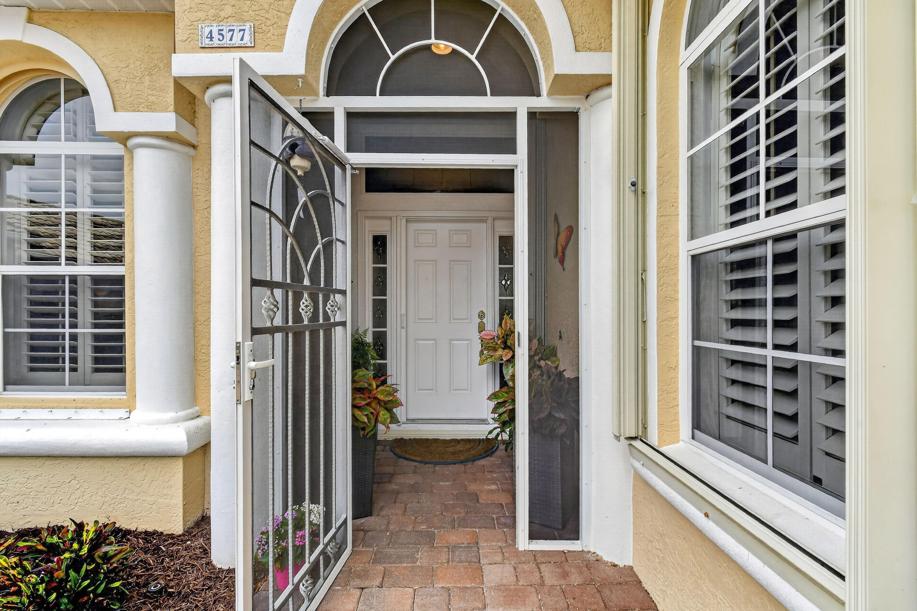JENSEN BEACH COUNTRY CLUB - Residential