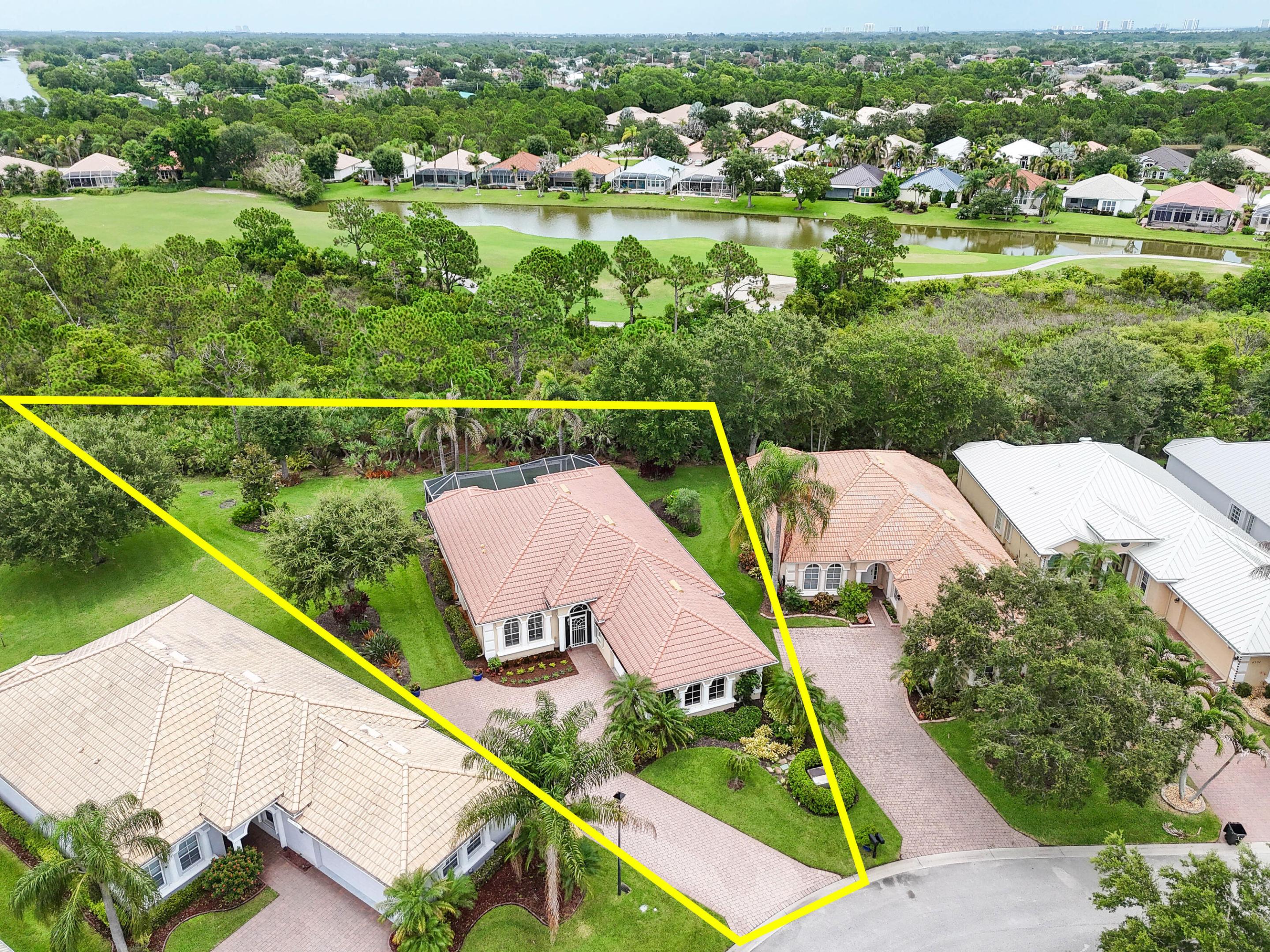 JENSEN BEACH COUNTRY CLUB - Residential