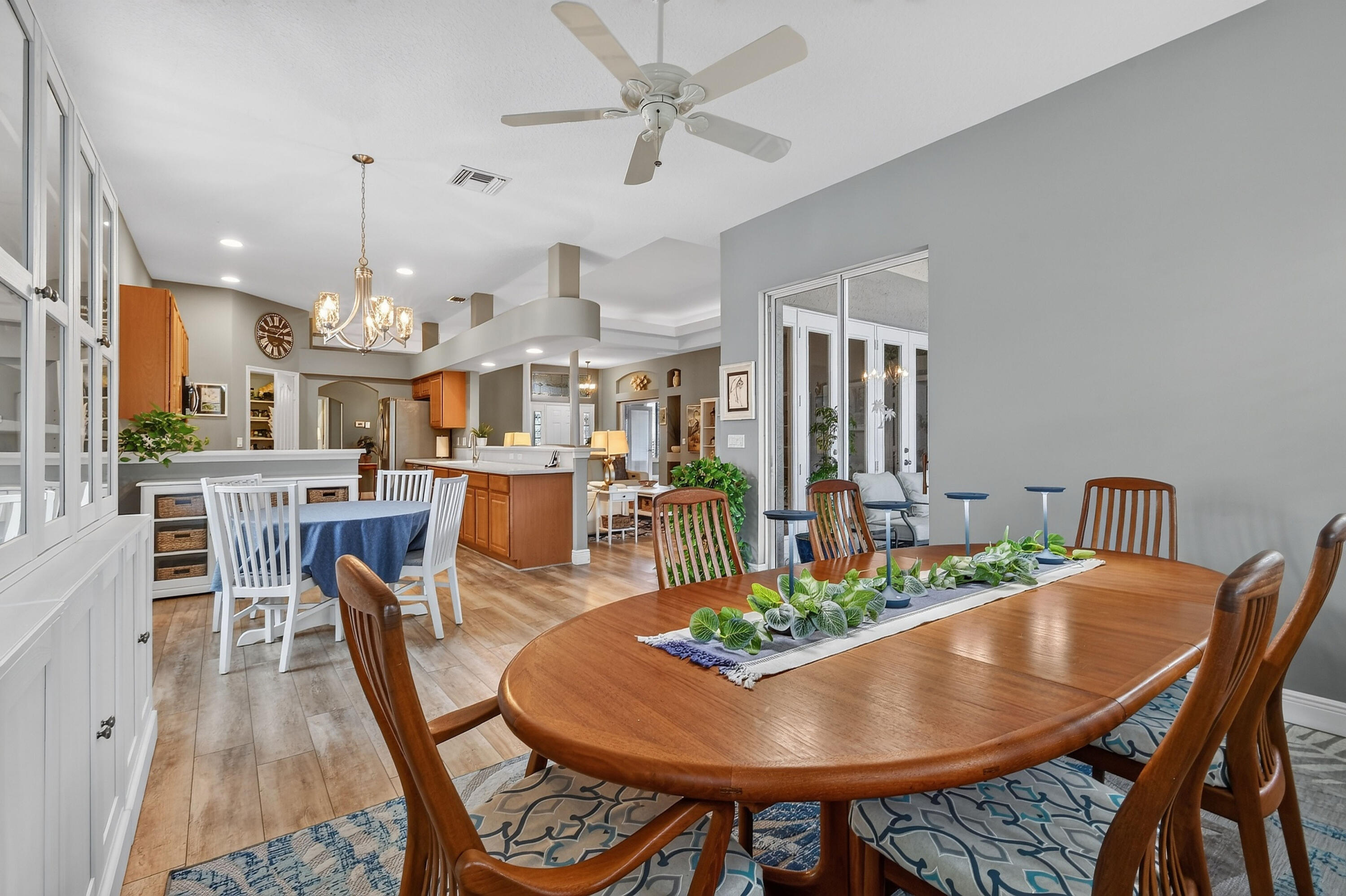 JENSEN BEACH COUNTRY CLUB - Residential