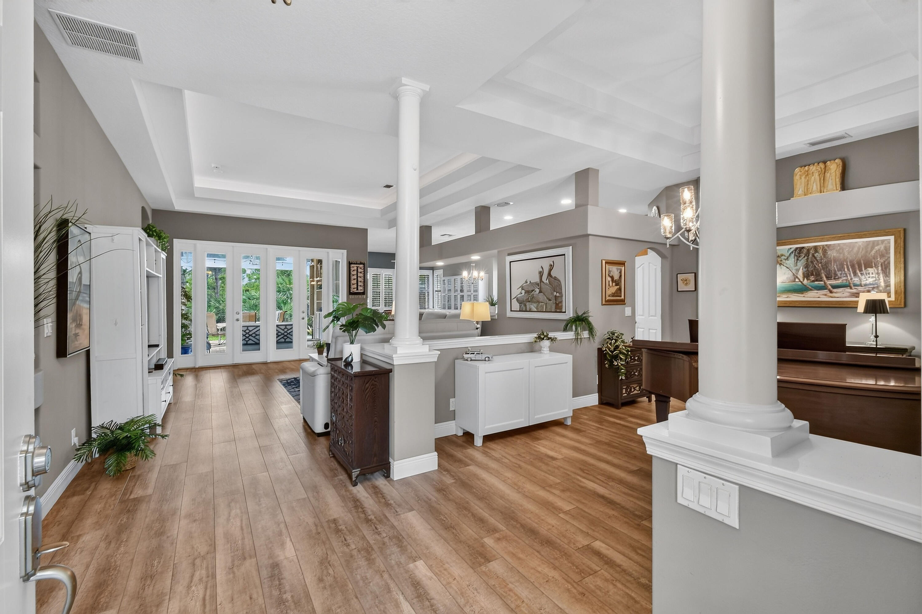 JENSEN BEACH COUNTRY CLUB - Residential